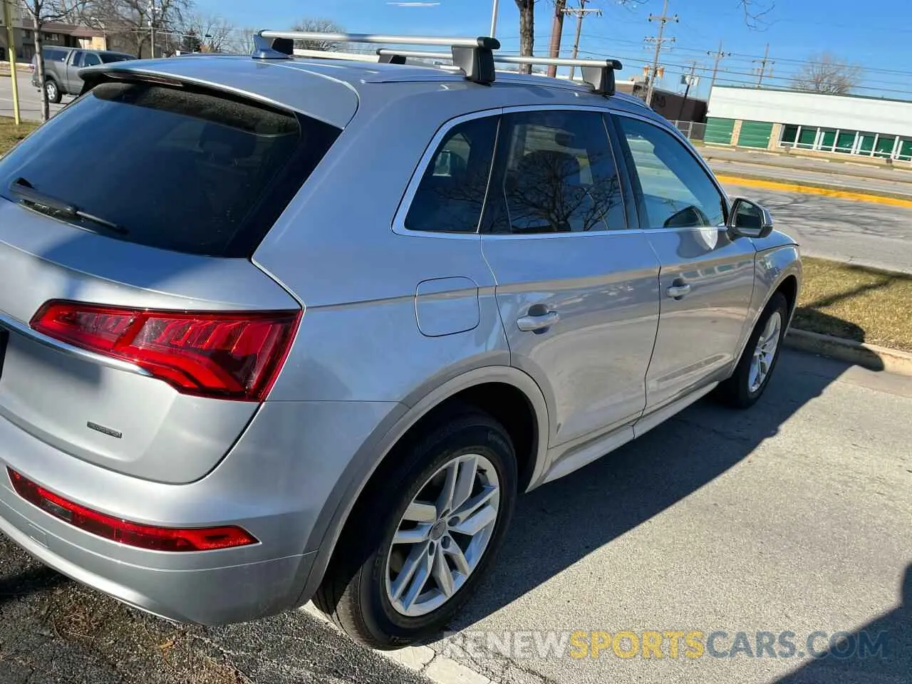 4 Photograph of a damaged car WA1ANAFY3K2129036 AUDI Q5 2019