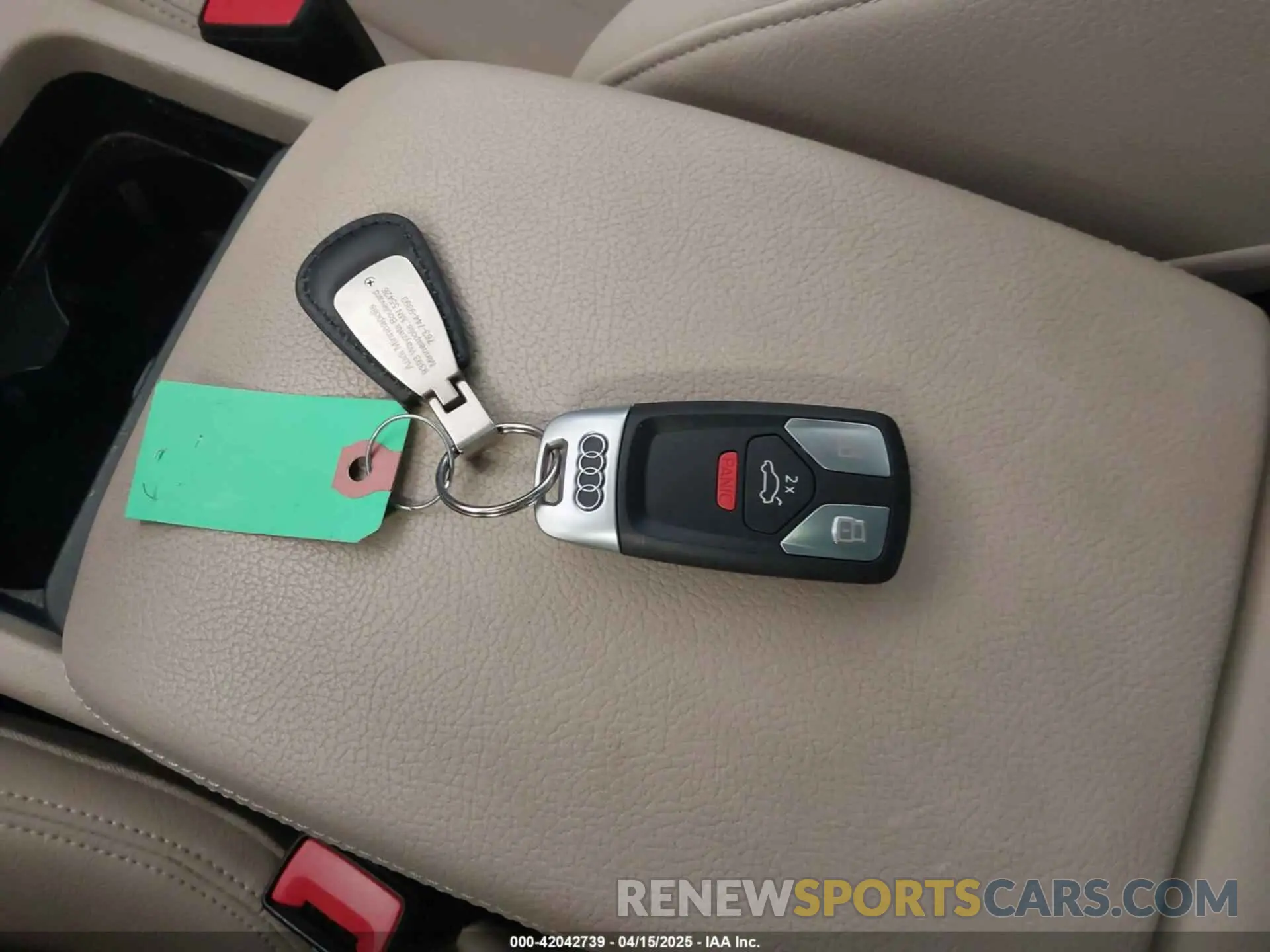 11 Photograph of a damaged car WA1ANAFY3K2131756 AUDI Q5 2019