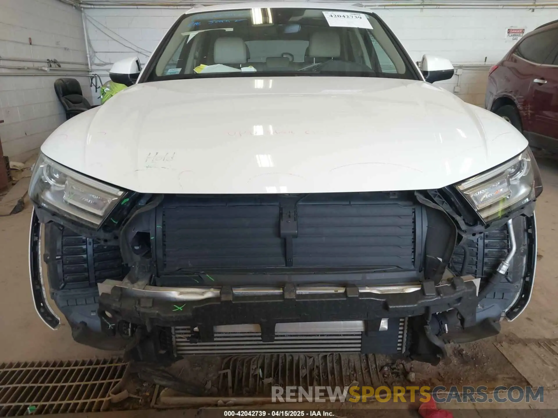 12 Photograph of a damaged car WA1ANAFY3K2131756 AUDI Q5 2019