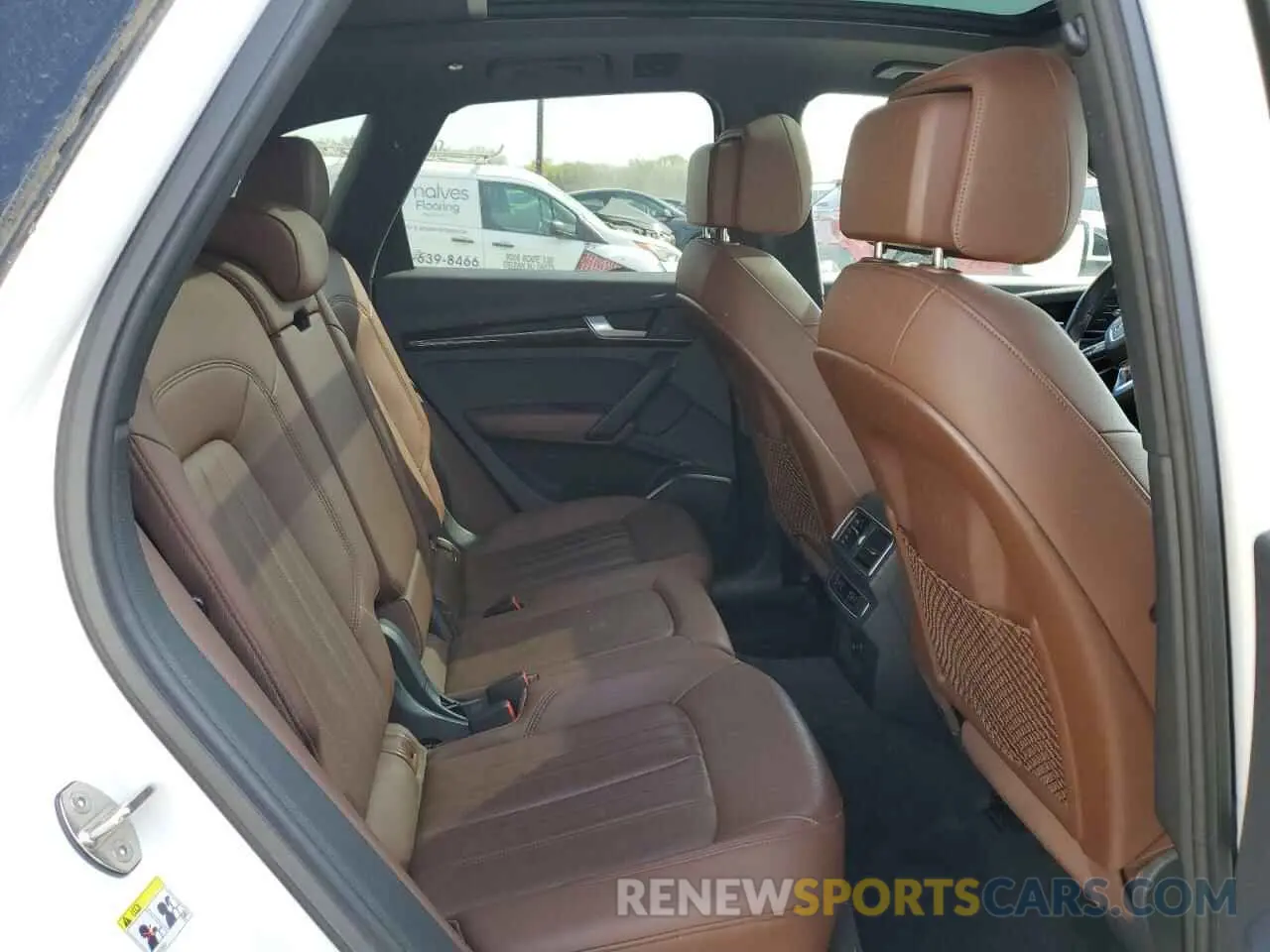 11 Photograph of a damaged car WA1ANAFY4K2036302 AUDI Q5 2019