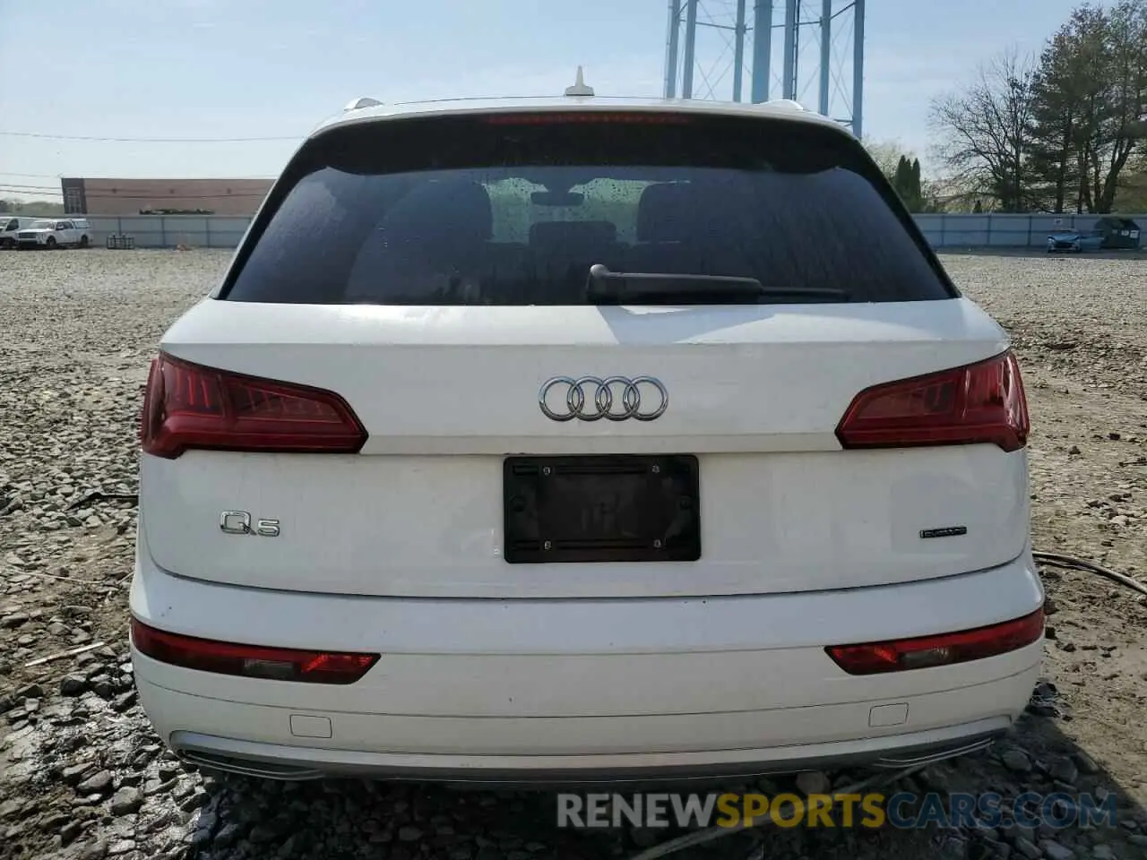 6 Photograph of a damaged car WA1ANAFY4K2036302 AUDI Q5 2019