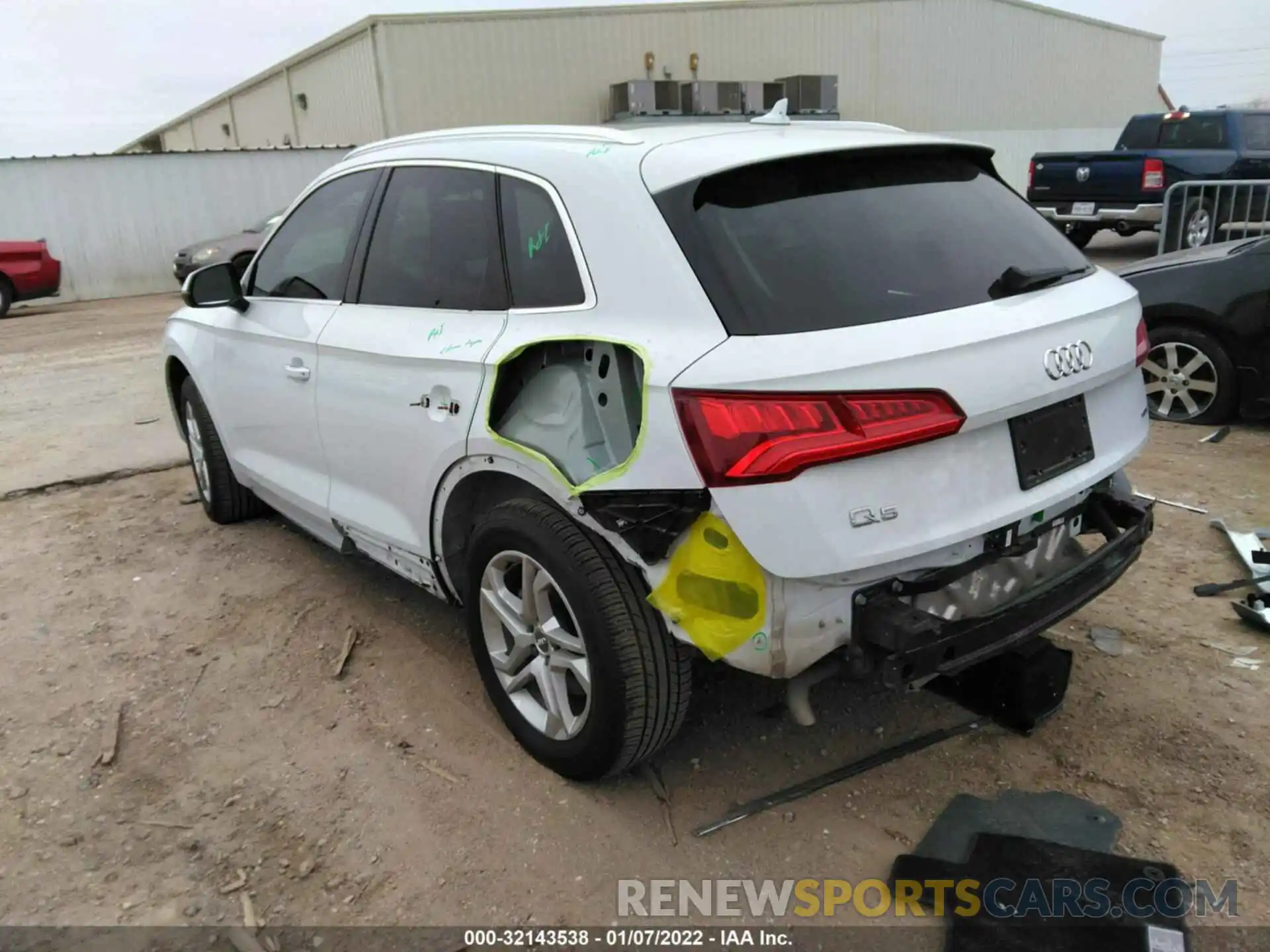 3 Photograph of a damaged car WA1ANAFY4K2059241 AUDI Q5 2019