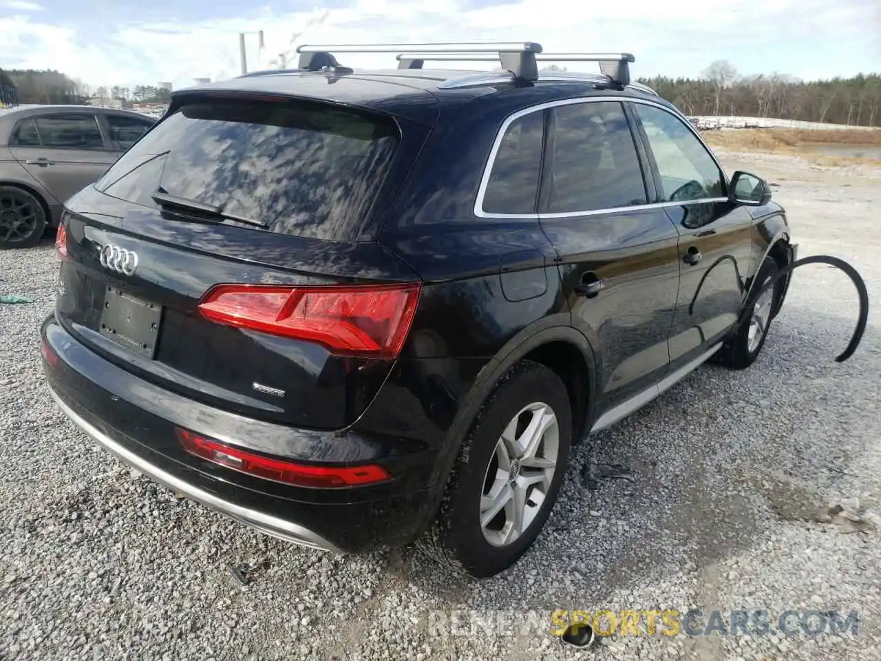 4 Photograph of a damaged car WA1ANAFY4K2112150 AUDI Q5 2019