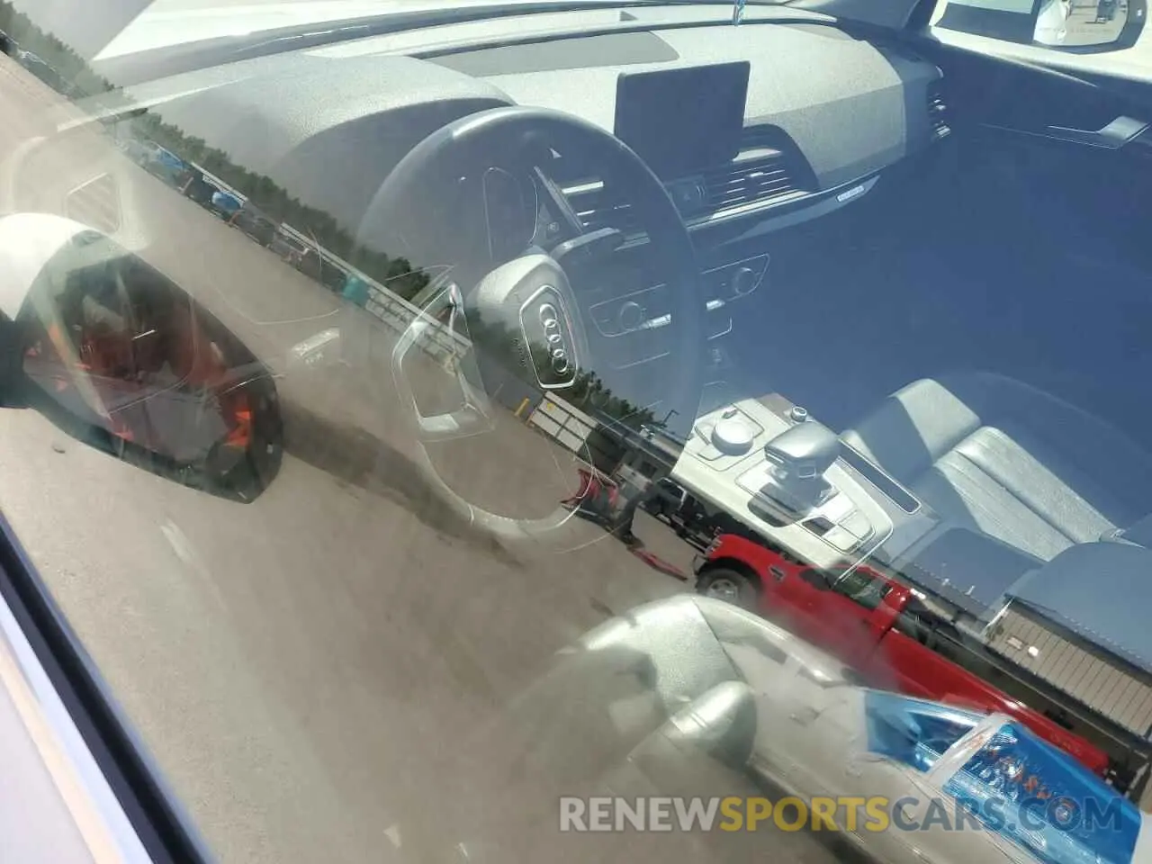 8 Photograph of a damaged car WA1ANAFY4K2125898 AUDI Q5 2019
