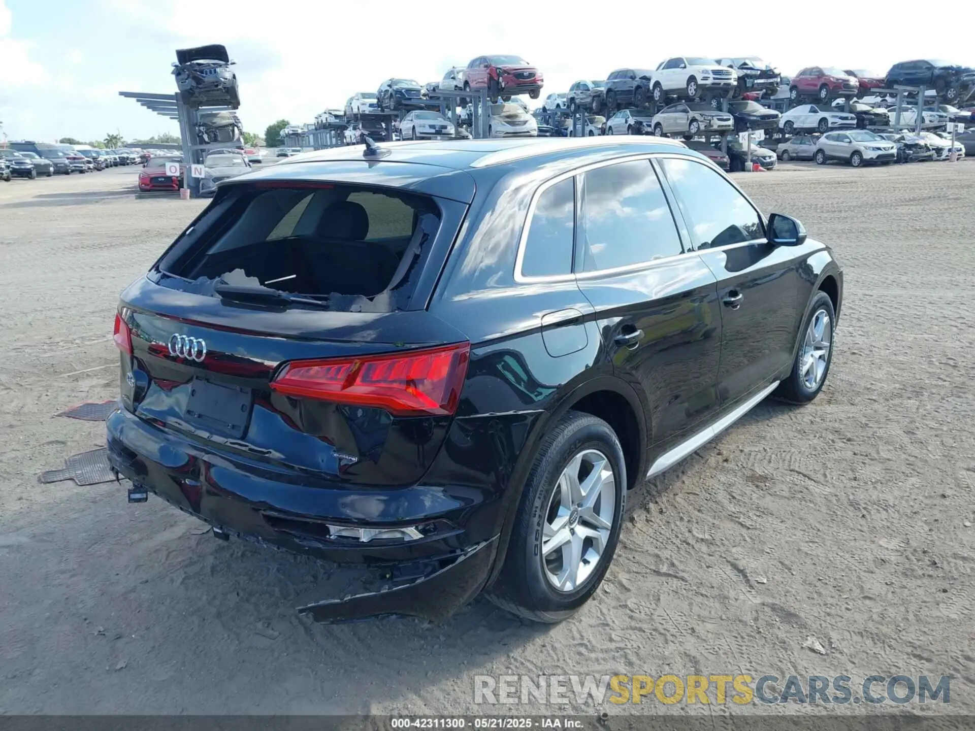 4 Photograph of a damaged car WA1ANAFY4K2139817 AUDI Q5 2019