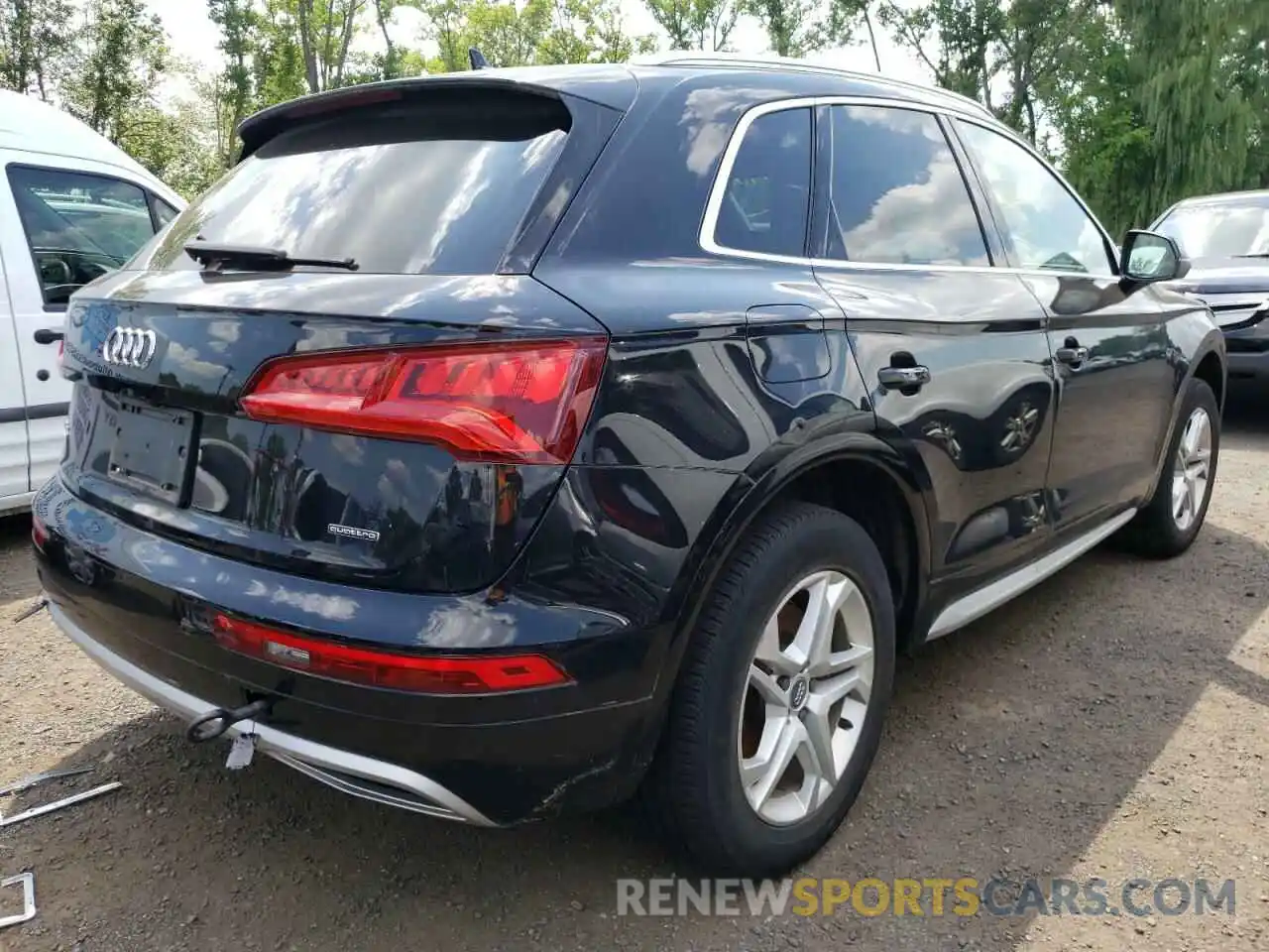 4 Photograph of a damaged car WA1ANAFY5K2039547 AUDI Q5 2019