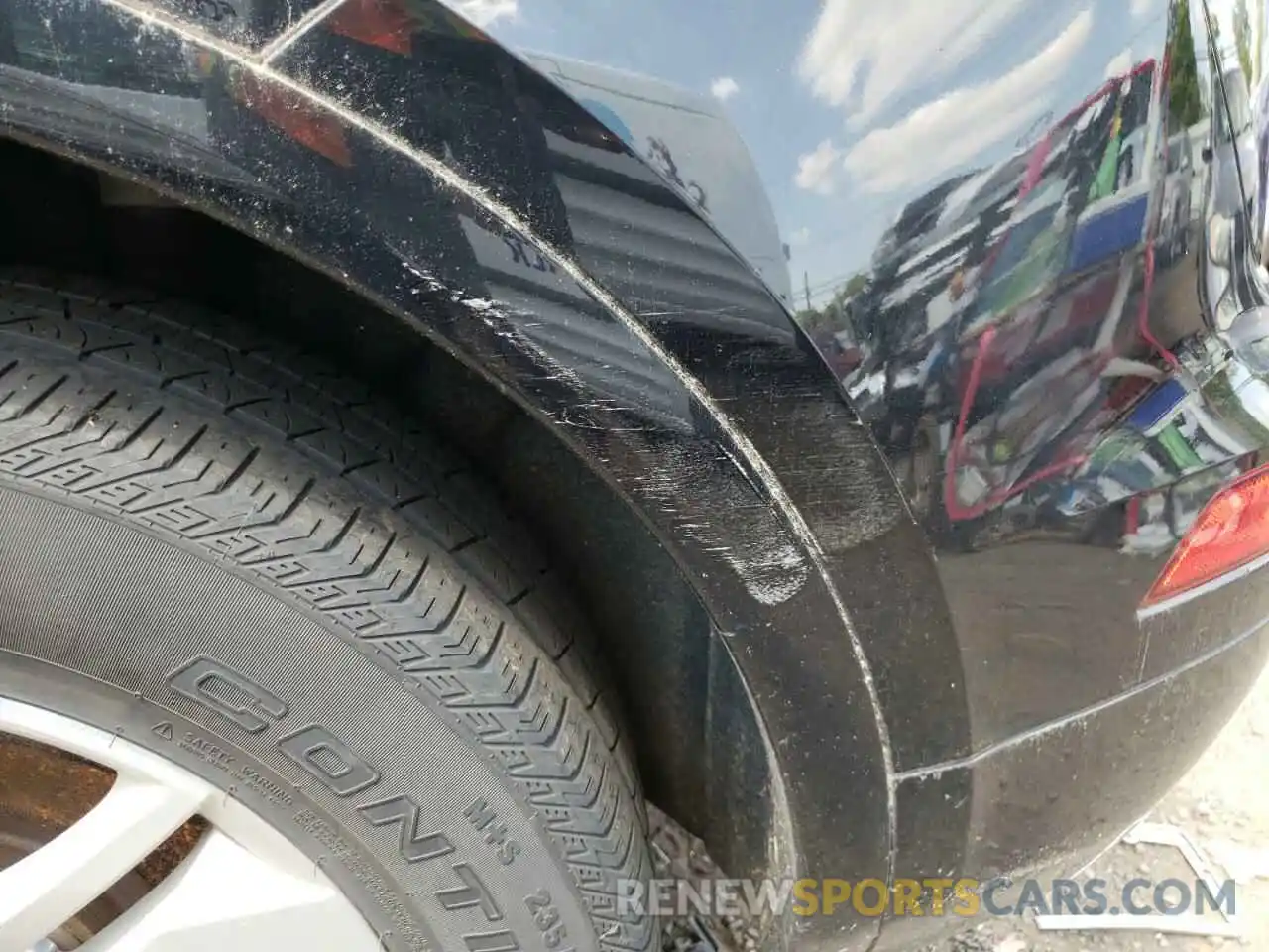 9 Photograph of a damaged car WA1ANAFY5K2039547 AUDI Q5 2019