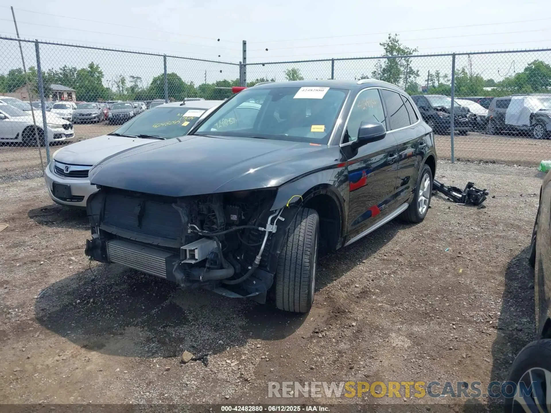 2 Photograph of a damaged car WA1ANAFY5K2068112 AUDI Q5 2019