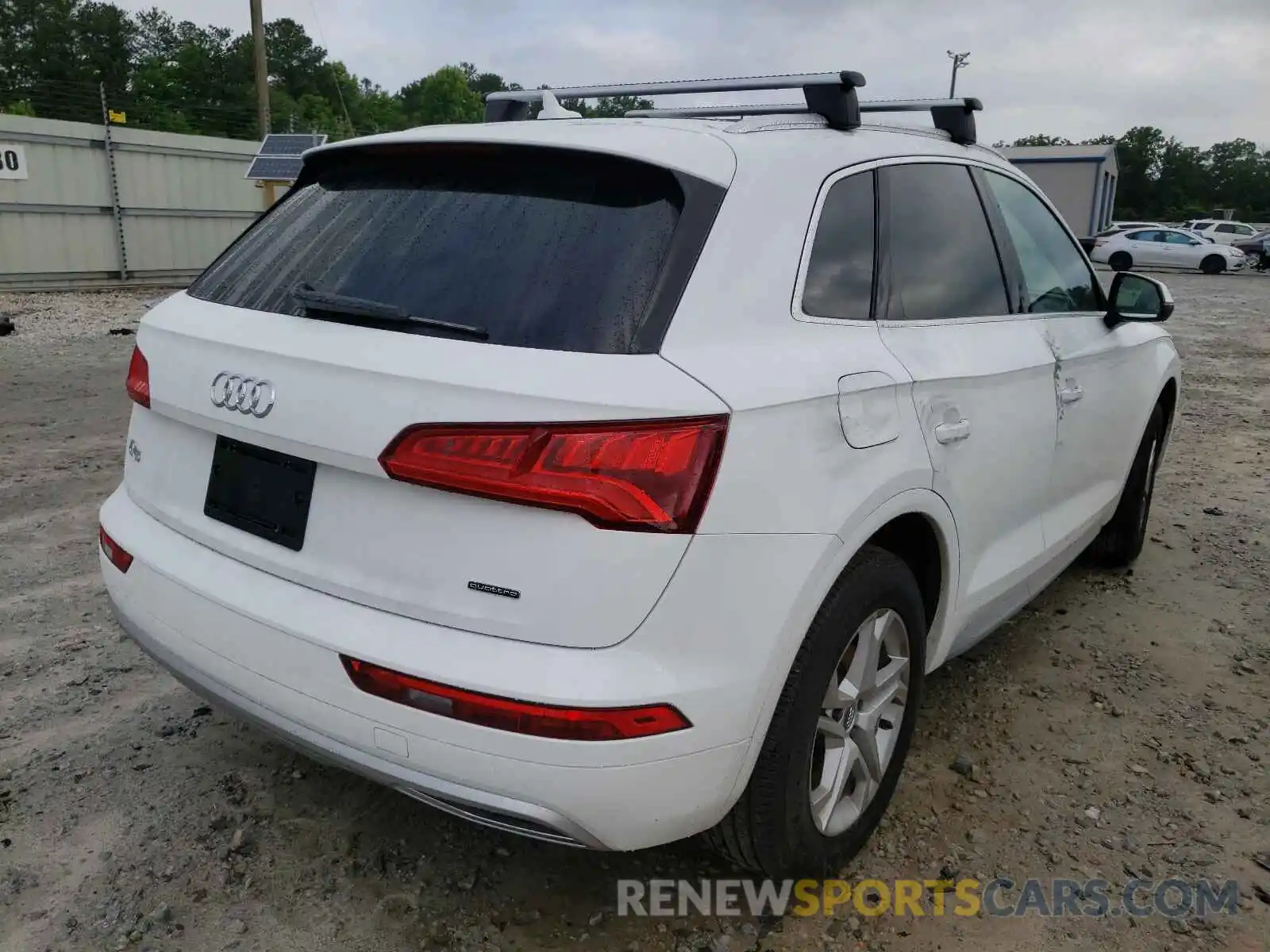 4 Photograph of a damaged car WA1ANAFY5K2079613 AUDI Q5 2019