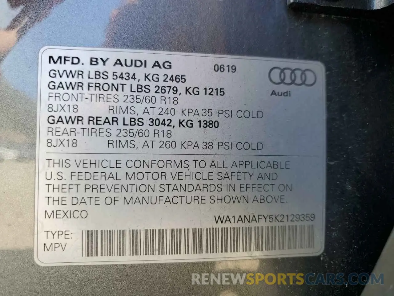 12 Photograph of a damaged car WA1ANAFY5K2129359 AUDI Q5 2019