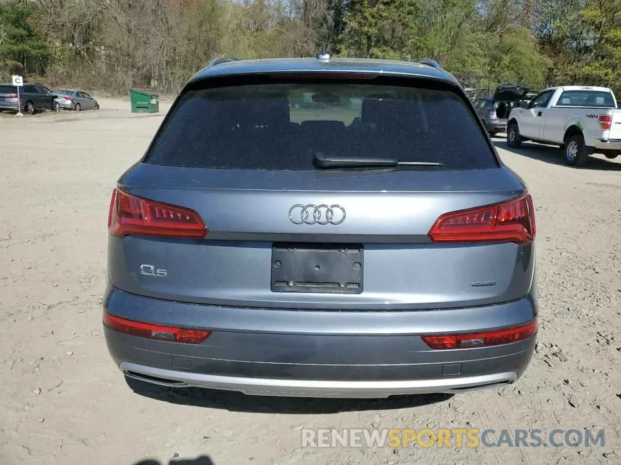 6 Photograph of a damaged car WA1ANAFY5K2129359 AUDI Q5 2019