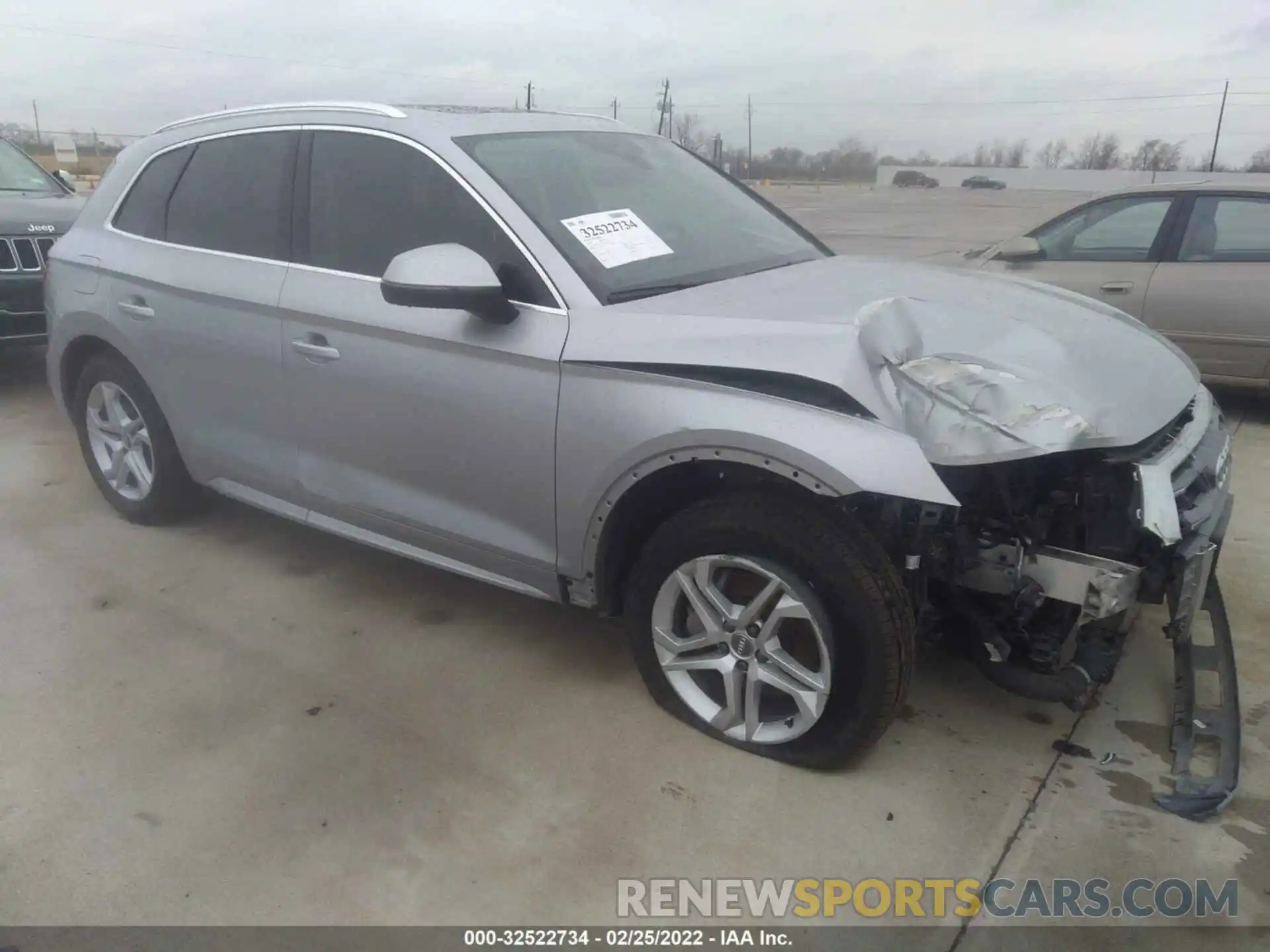 1 Photograph of a damaged car WA1ANAFY5K2142418 AUDI Q5 2019