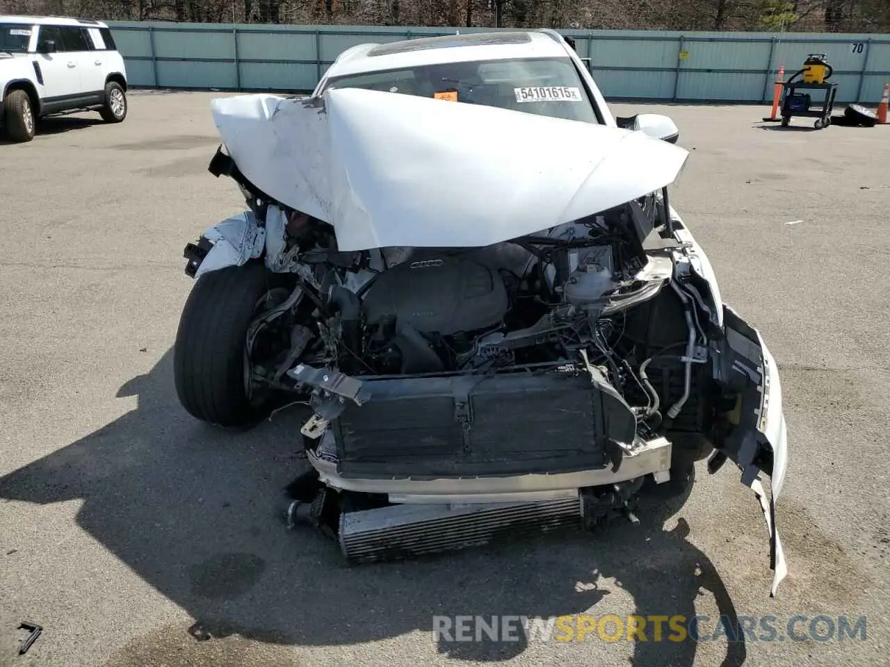 5 Photograph of a damaged car WA1ANAFY5K2144234 AUDI Q5 2019