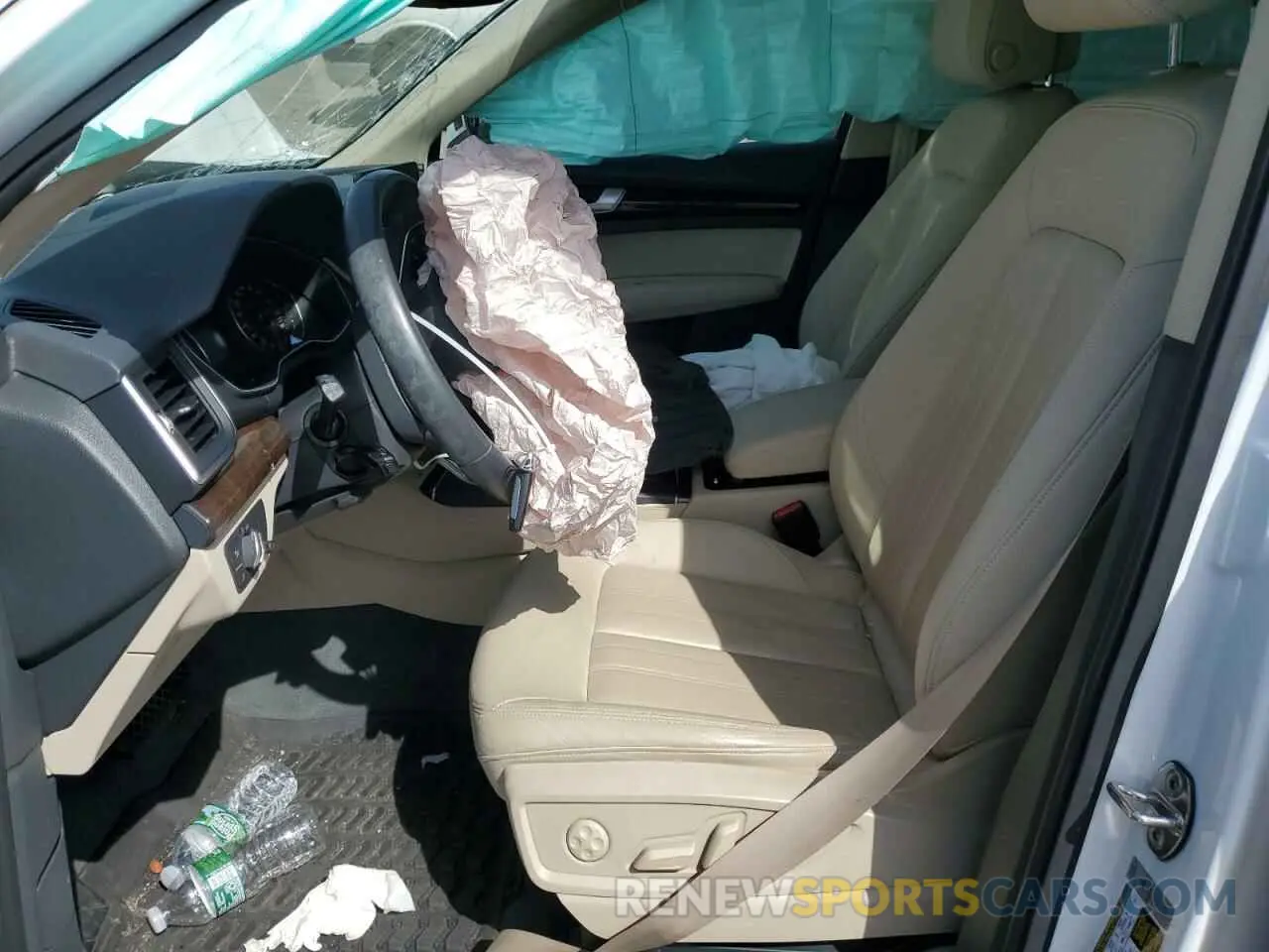 7 Photograph of a damaged car WA1ANAFY5K2144234 AUDI Q5 2019