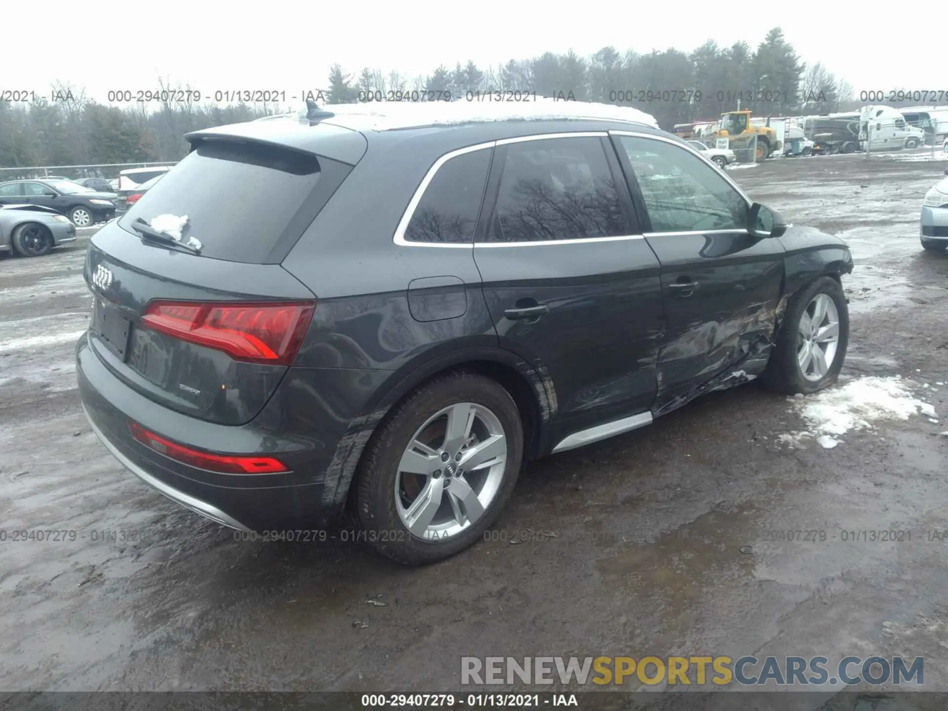 4 Photograph of a damaged car WA1ANAFY6K2073402 AUDI Q5 2019