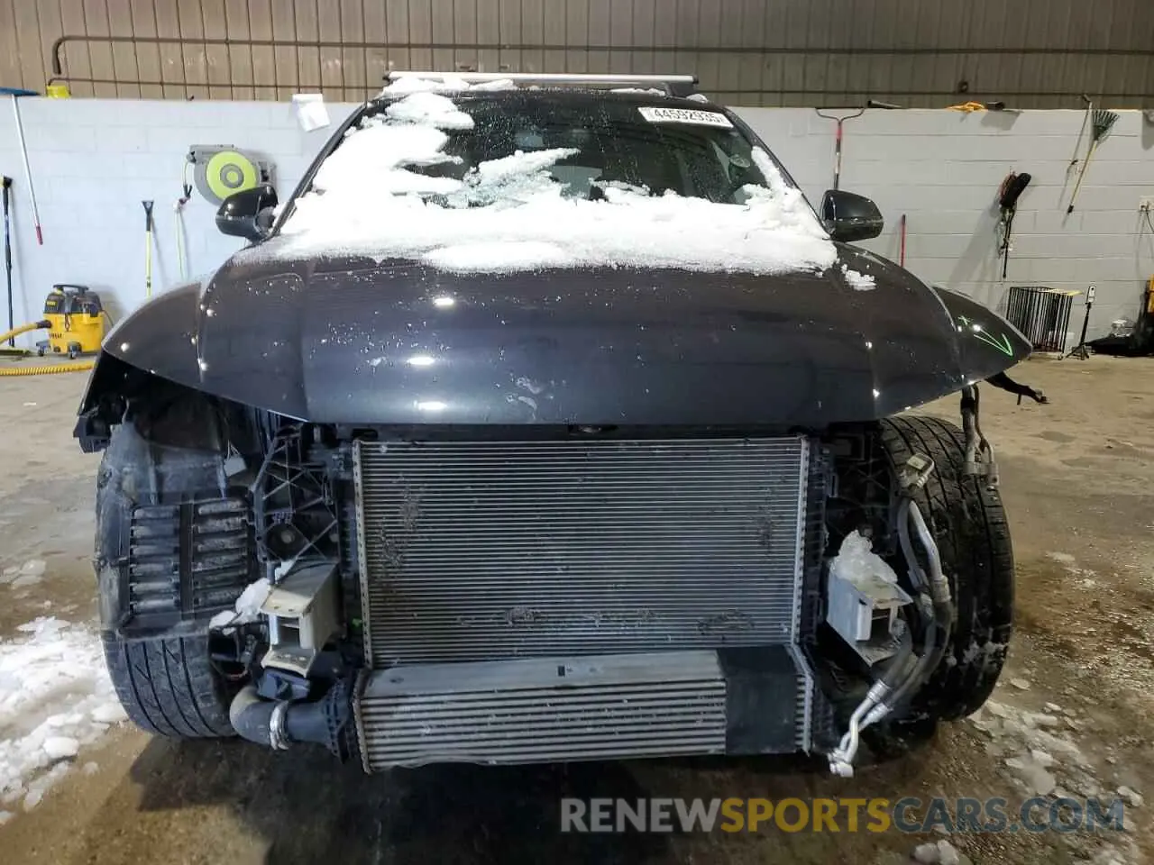 5 Photograph of a damaged car WA1ANAFY6K2095609 AUDI Q5 2019
