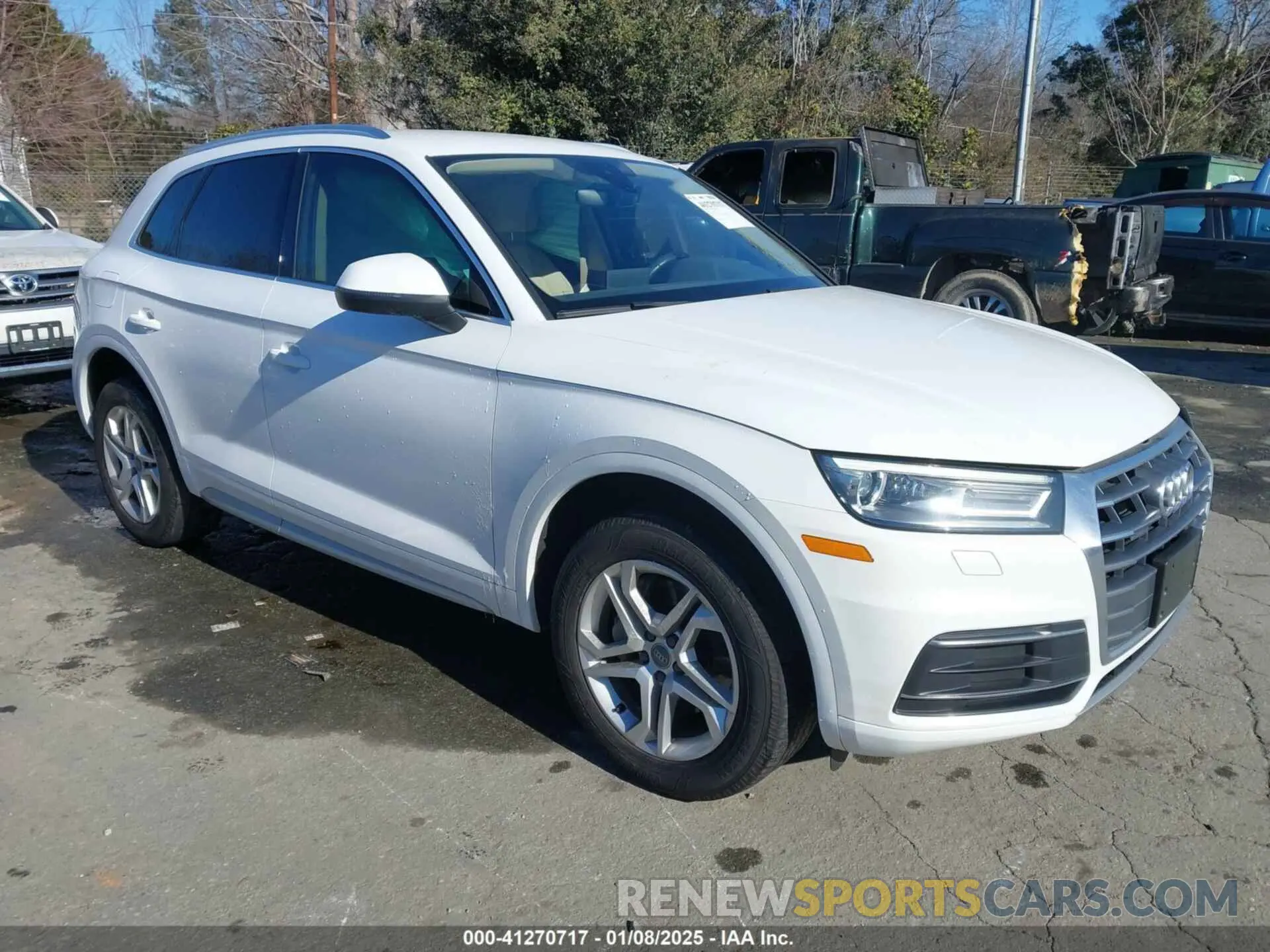 1 Photograph of a damaged car WA1ANAFY6K2110626 AUDI Q5 2019
