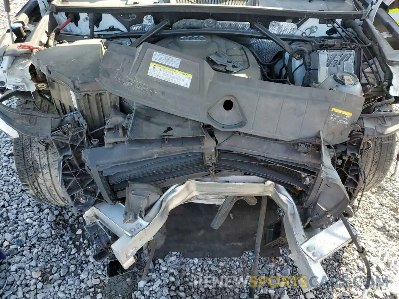 12 Photograph of a damaged car WA1ANAFY6K2122730 AUDI Q5 2019