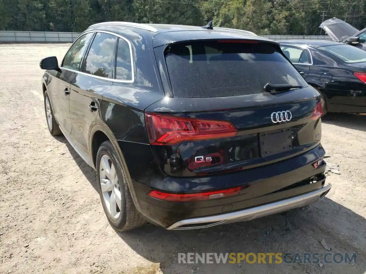 3 Photograph of a damaged car WA1ANAFY6K2133078 AUDI Q5 2019