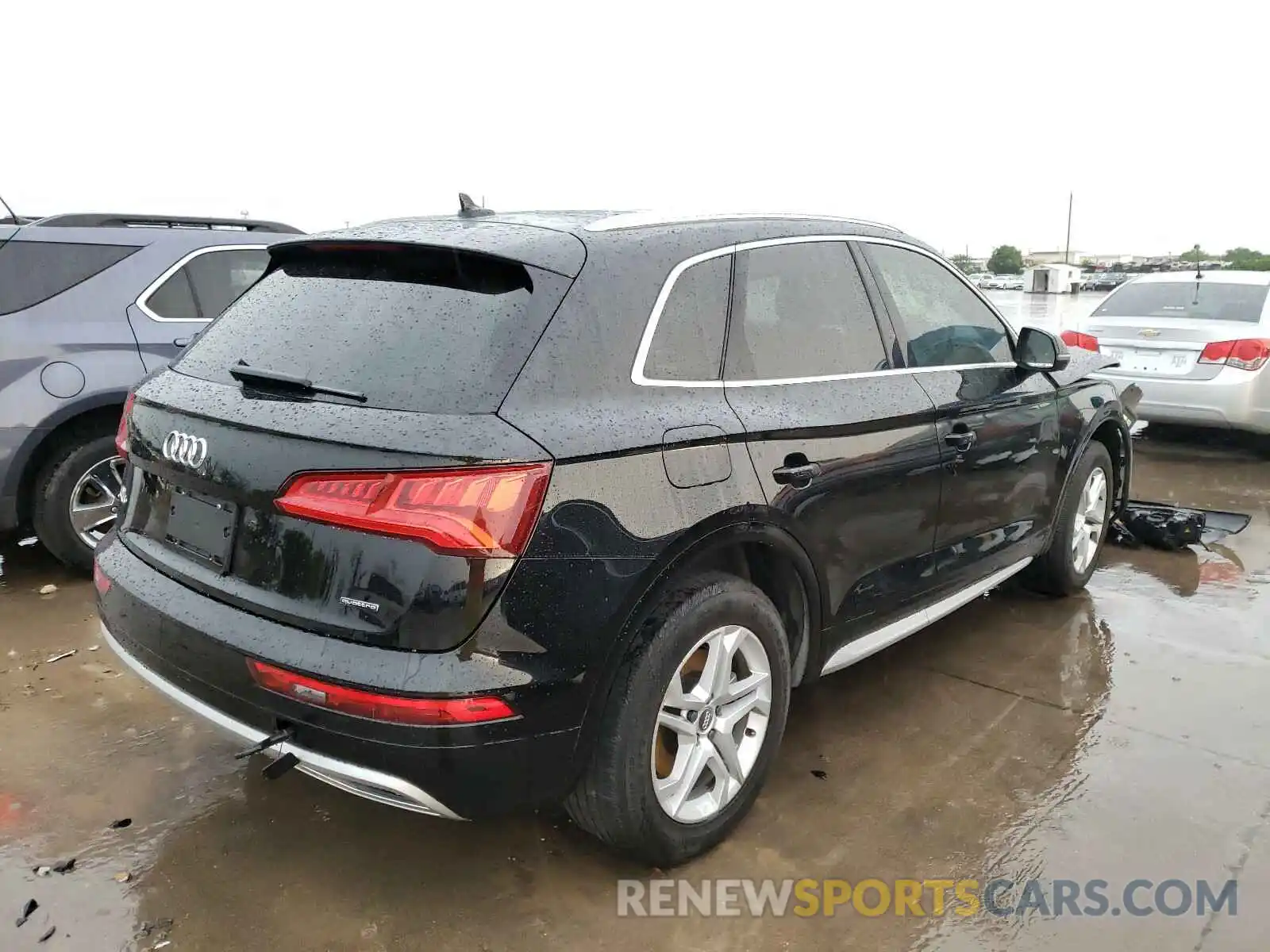 4 Photograph of a damaged car WA1ANAFY6K2142900 AUDI Q5 2019