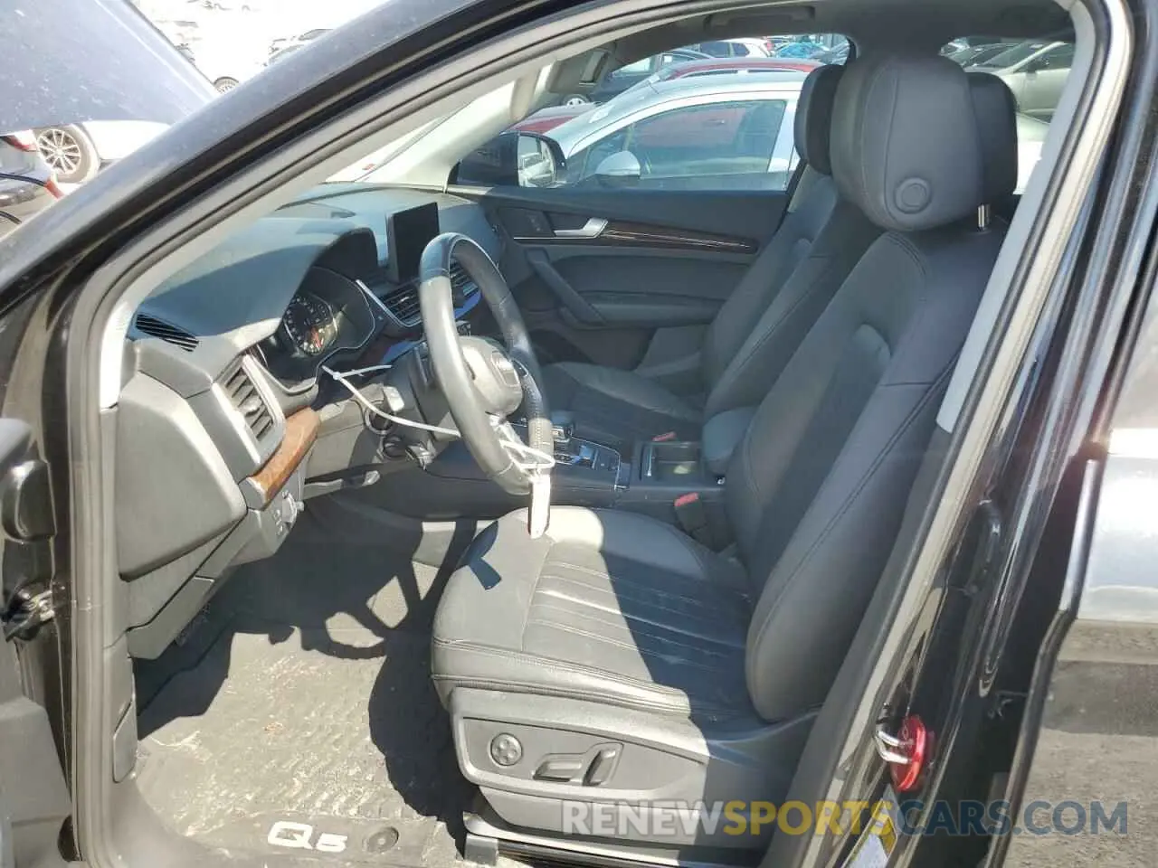 7 Photograph of a damaged car WA1ANAFY7K2024533 AUDI Q5 2019