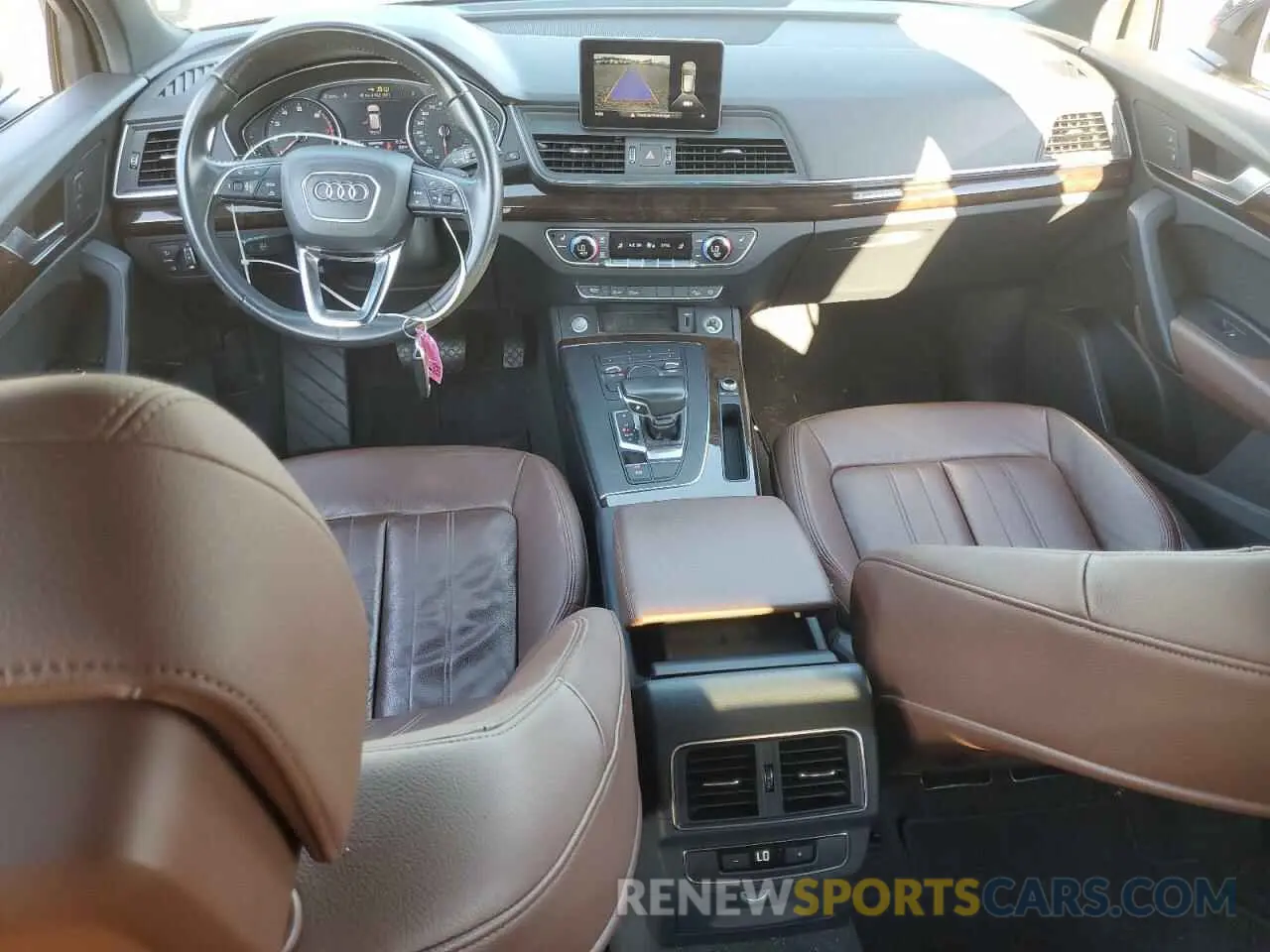 8 Photograph of a damaged car WA1ANAFY7K2030865 AUDI Q5 2019