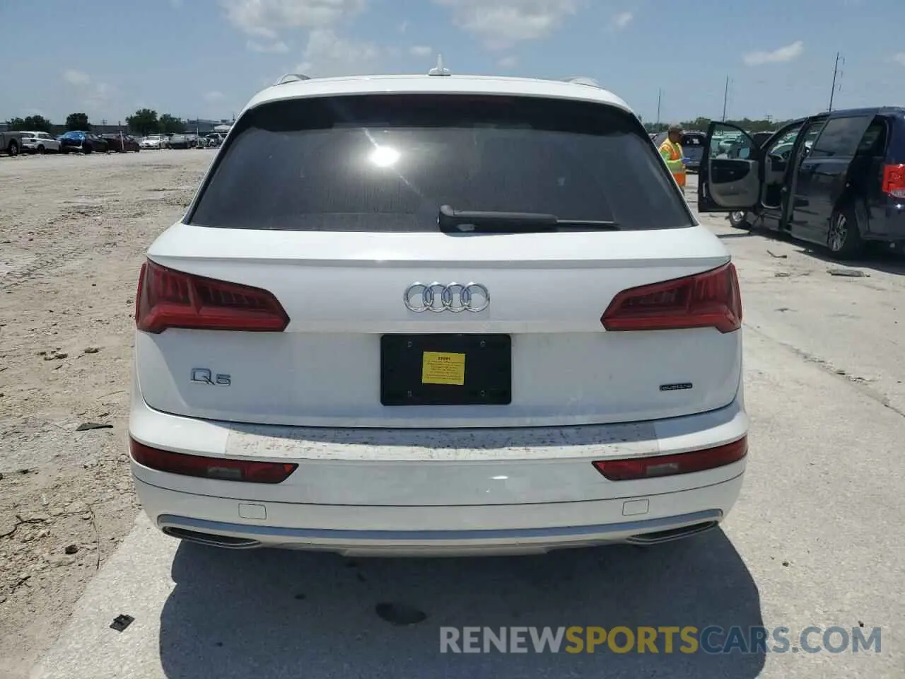6 Photograph of a damaged car WA1ANAFY7K2034382 AUDI Q5 2019