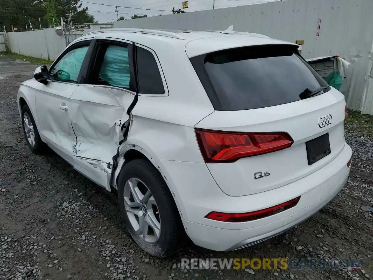 3 Photograph of a damaged car WA1ANAFY7K2066605 AUDI Q5 2019