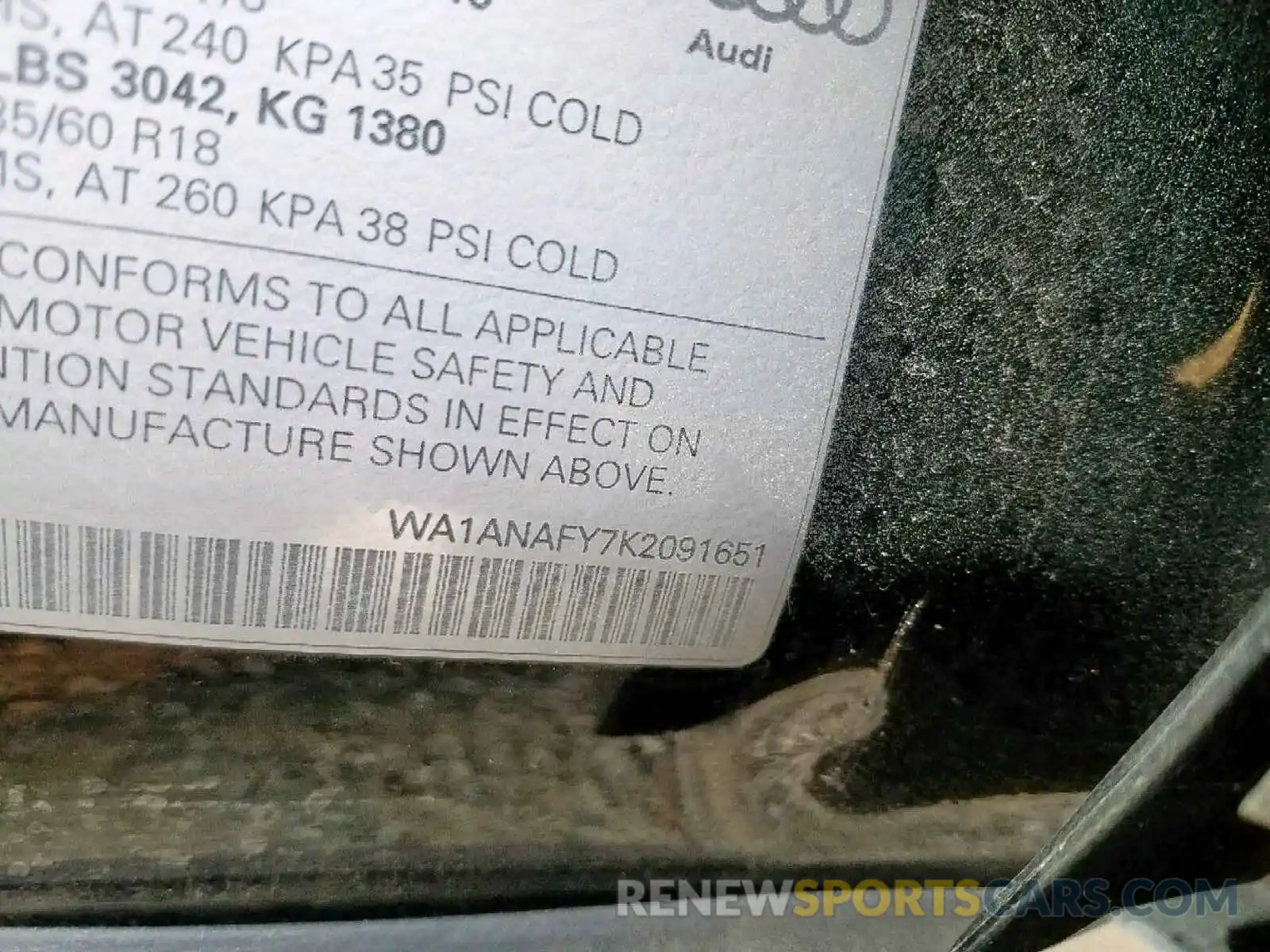 10 Photograph of a damaged car WA1ANAFY7K2091651 AUDI Q5 2019