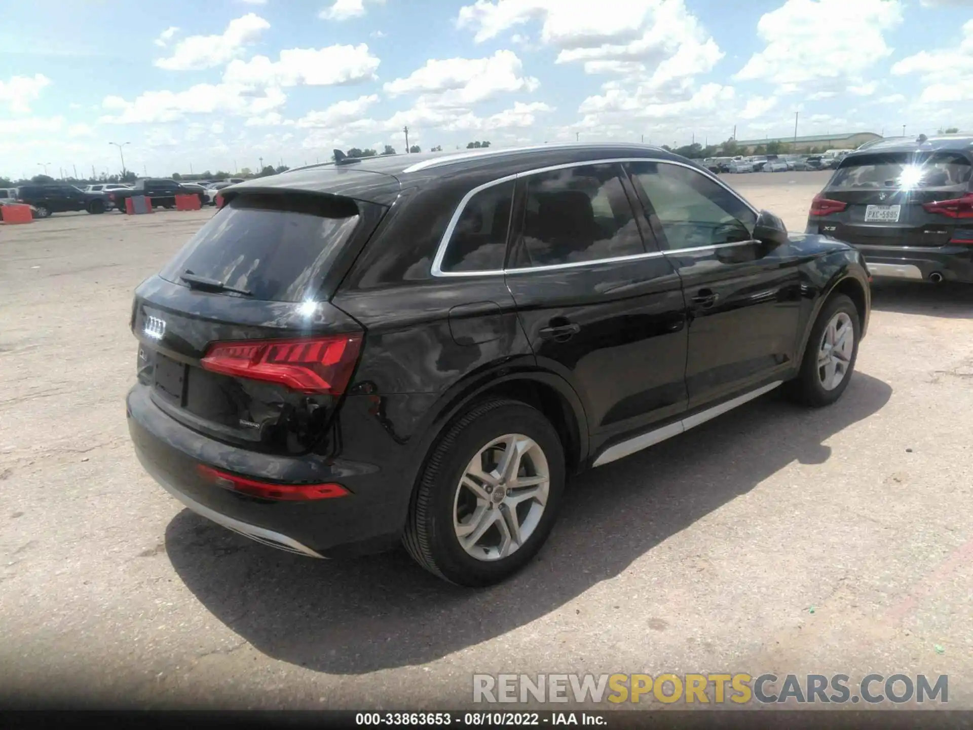 4 Photograph of a damaged car WA1ANAFY7K2095148 AUDI Q5 2019