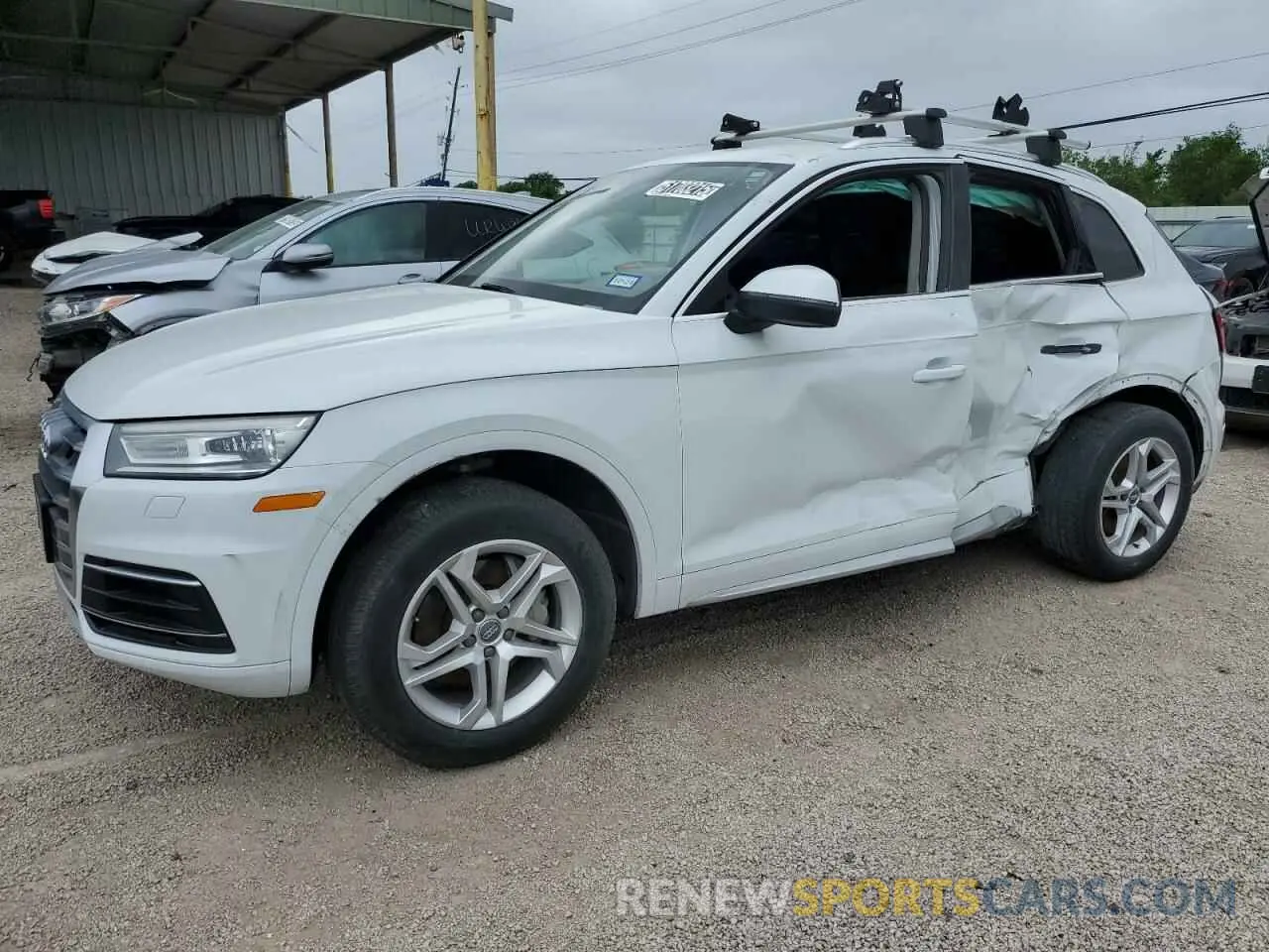 1 Photograph of a damaged car WA1ANAFY7K2125457 AUDI Q5 2019