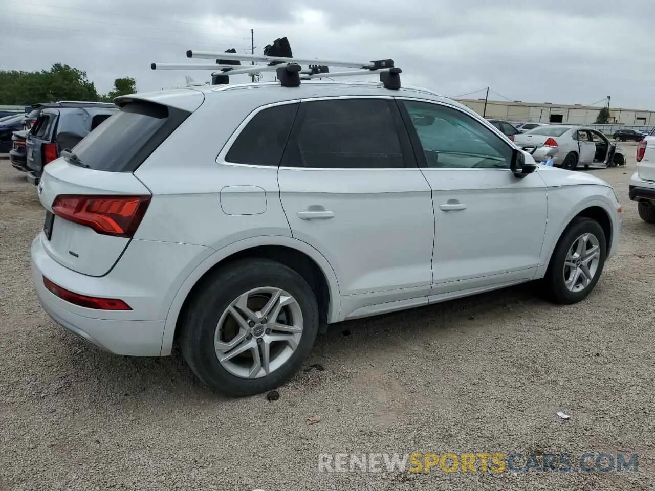 3 Photograph of a damaged car WA1ANAFY7K2125457 AUDI Q5 2019