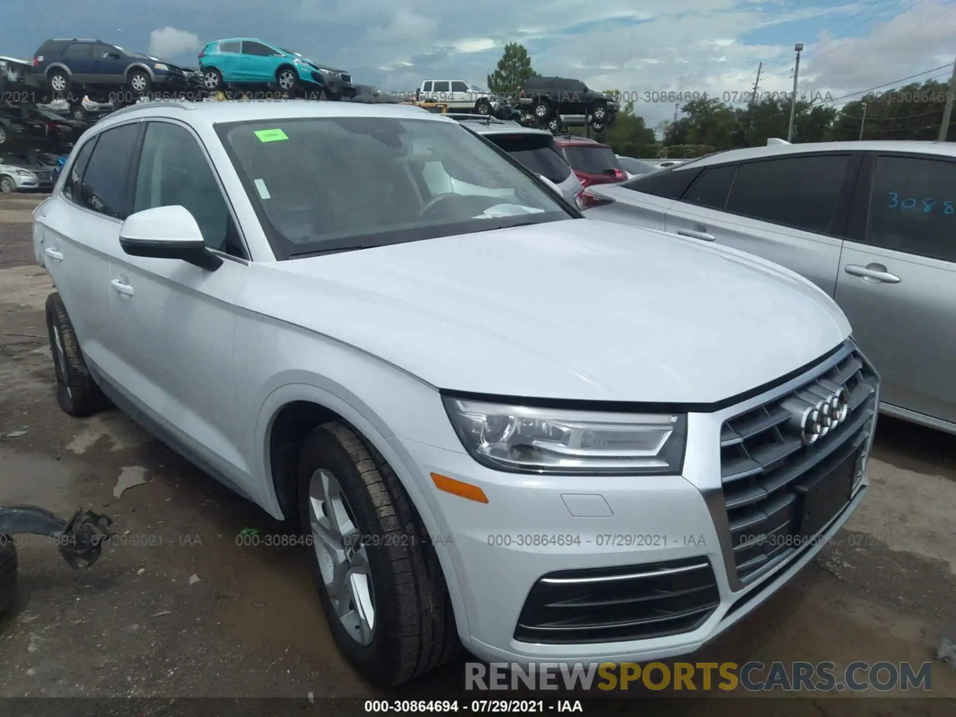 1 Photograph of a damaged car WA1ANAFY7K2127564 AUDI Q5 2019