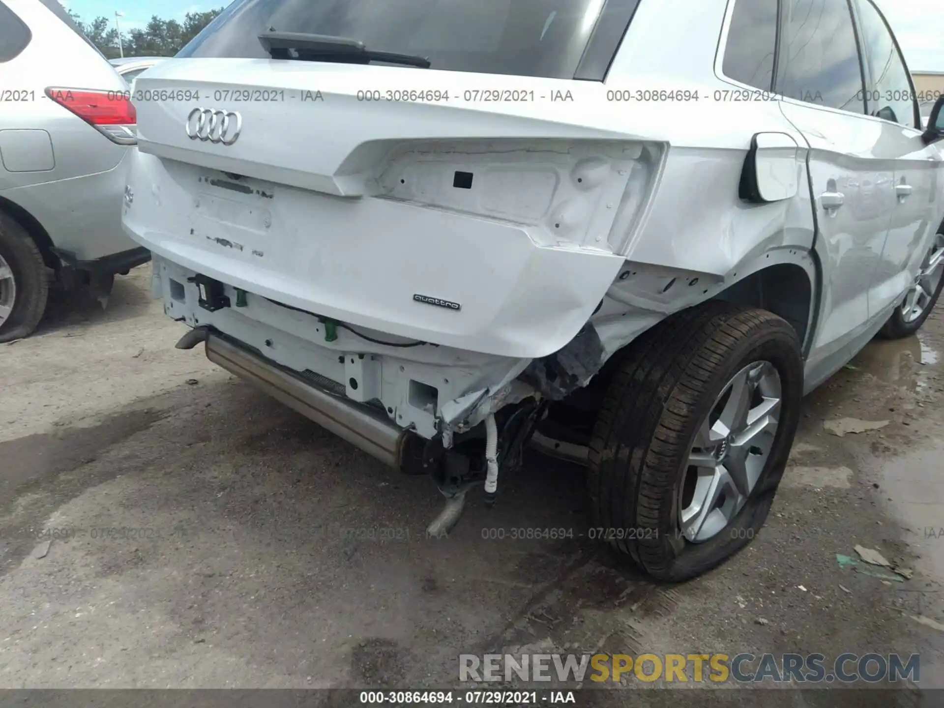 6 Photograph of a damaged car WA1ANAFY7K2127564 AUDI Q5 2019