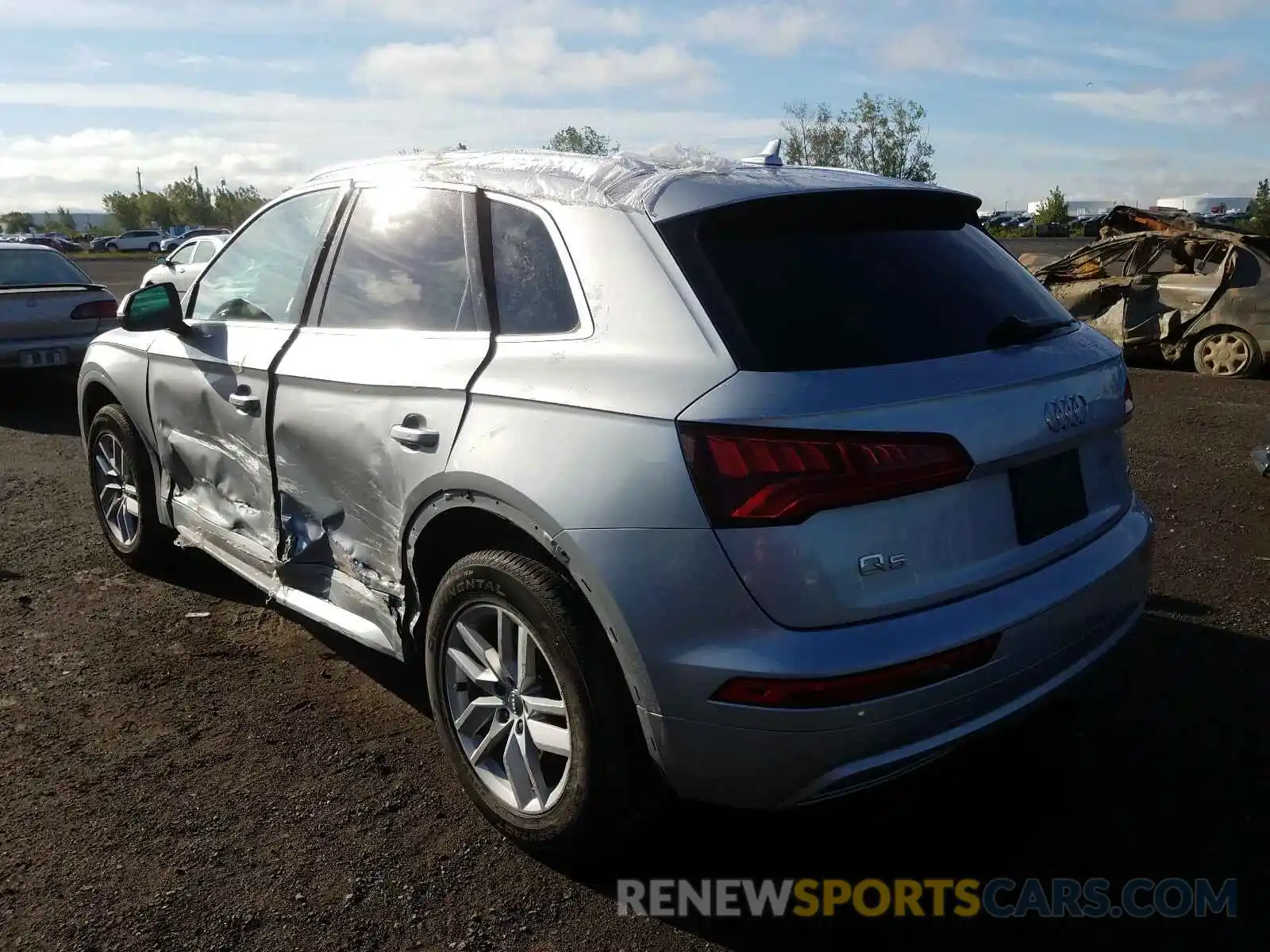 3 Photograph of a damaged car WA1ANAFY7K2137236 AUDI Q5 2019