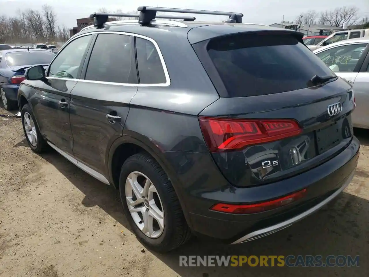 3 Photograph of a damaged car WA1ANAFY7K2137284 AUDI Q5 2019