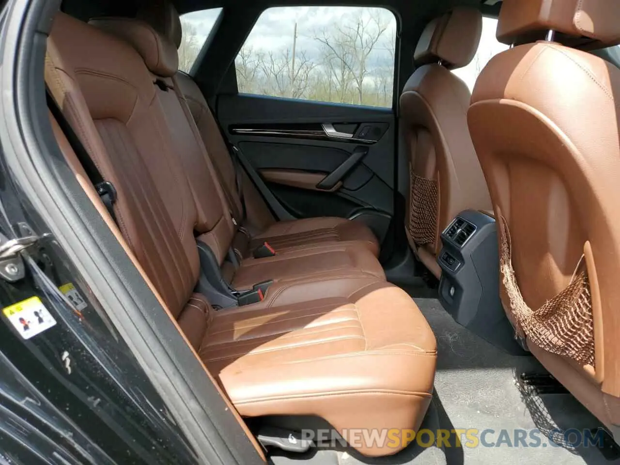 11 Photograph of a damaged car WA1ANAFY8K2046492 AUDI Q5 2019