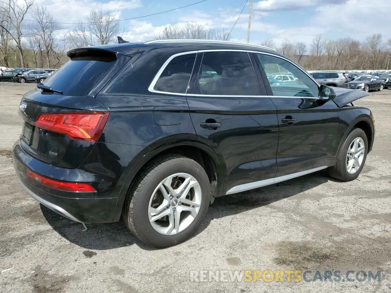 3 Photograph of a damaged car WA1ANAFY8K2046492 AUDI Q5 2019