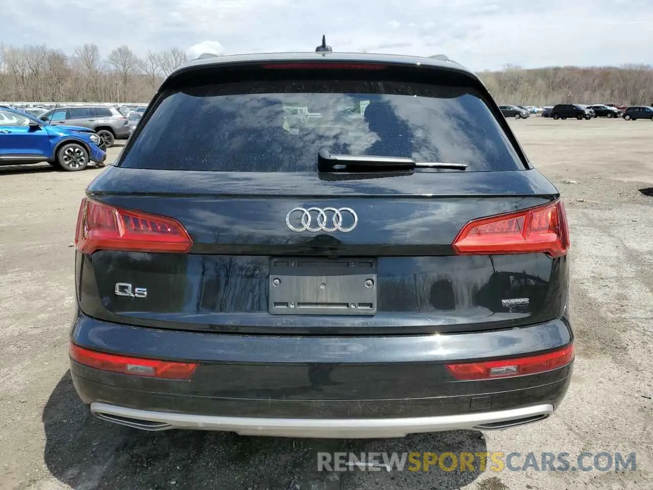 6 Photograph of a damaged car WA1ANAFY8K2046492 AUDI Q5 2019