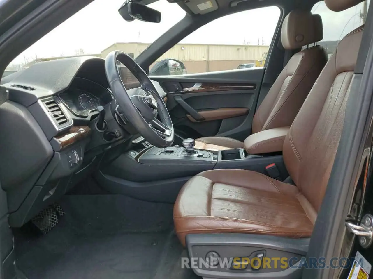 7 Photograph of a damaged car WA1ANAFY8K2046492 AUDI Q5 2019