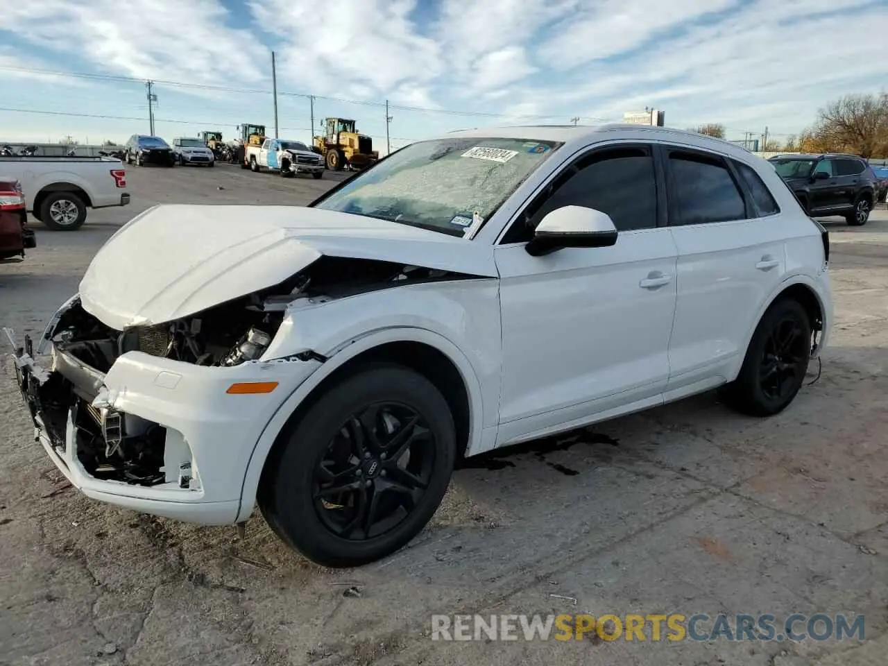 1 Photograph of a damaged car WA1ANAFY8K2078973 AUDI Q5 2019