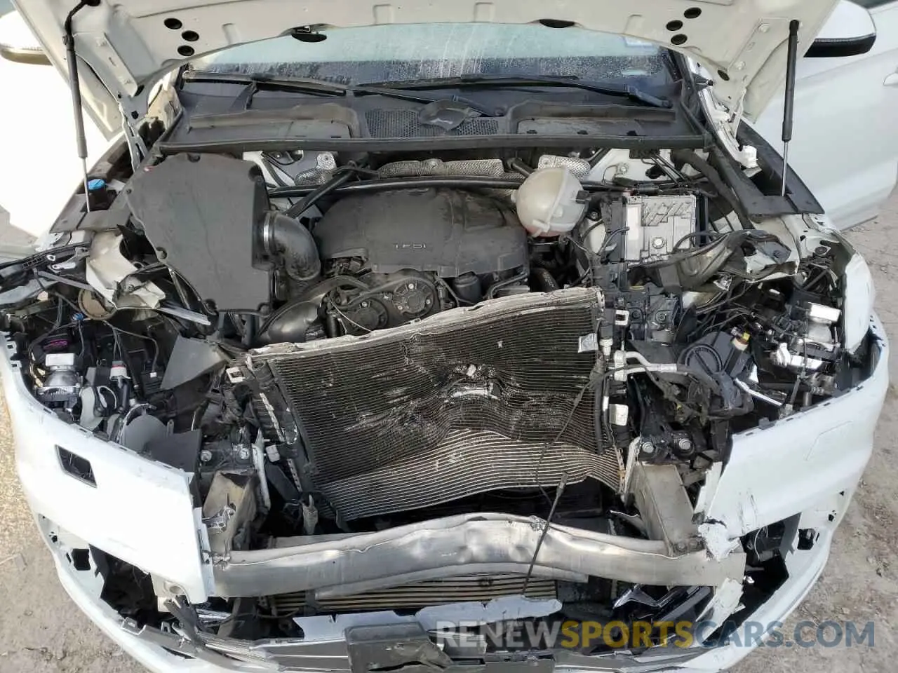 12 Photograph of a damaged car WA1ANAFY8K2078973 AUDI Q5 2019
