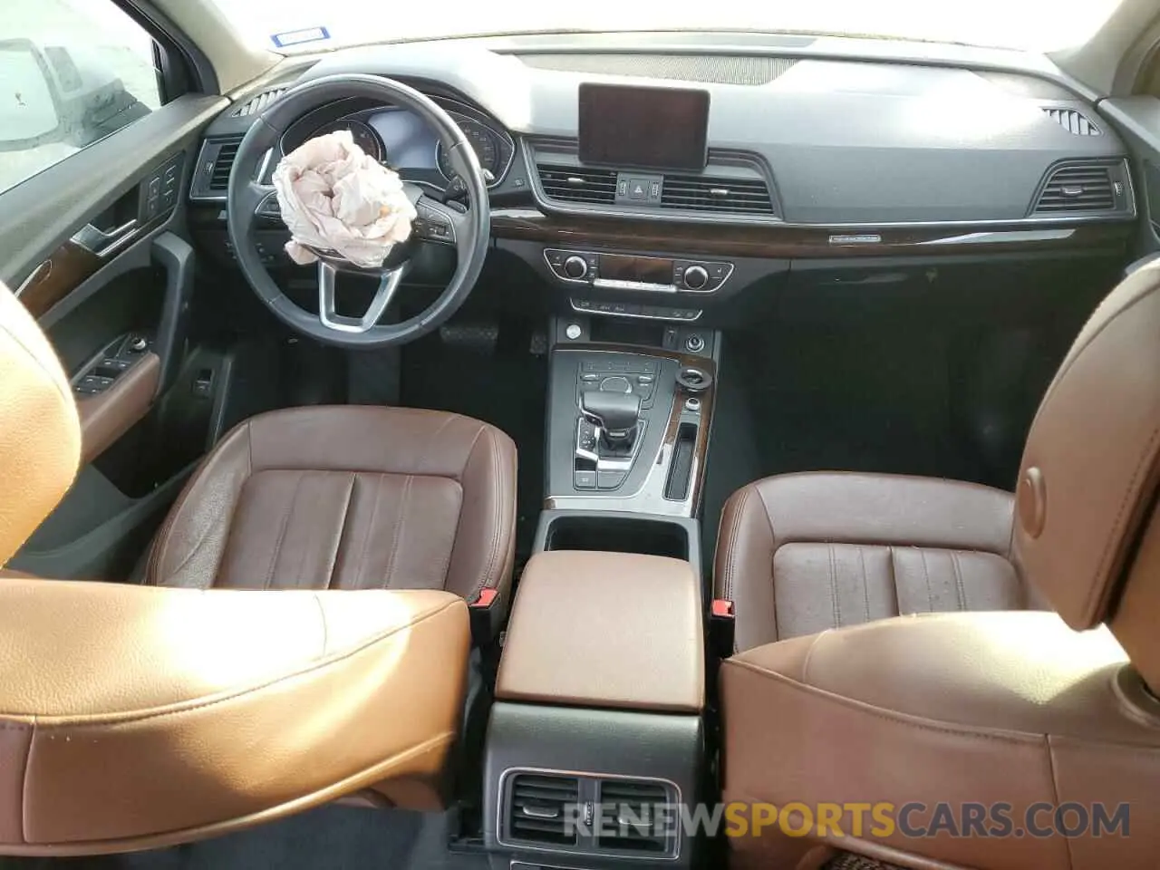 8 Photograph of a damaged car WA1ANAFY8K2078973 AUDI Q5 2019
