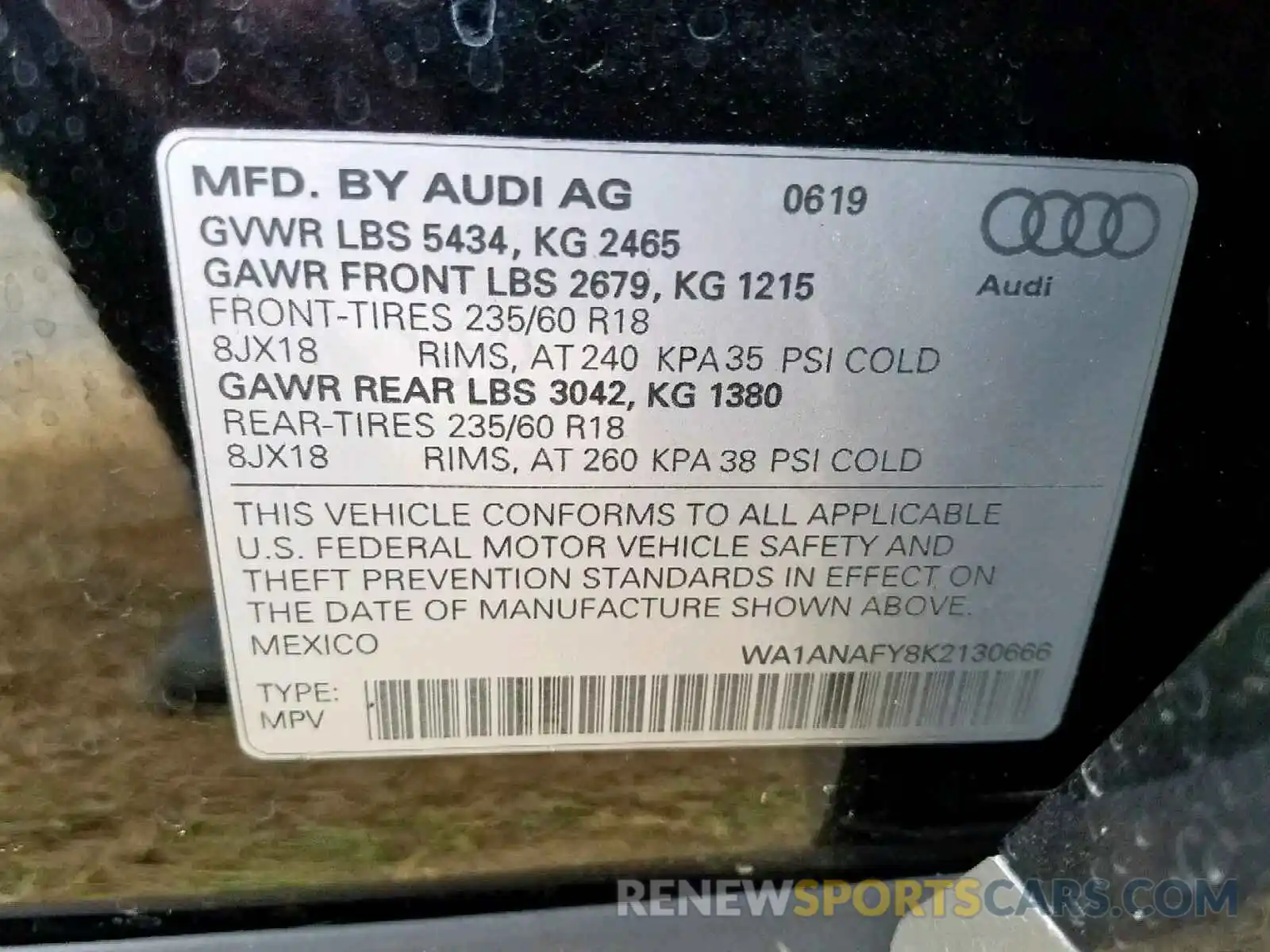 10 Photograph of a damaged car WA1ANAFY8K2130666 AUDI Q5 2019