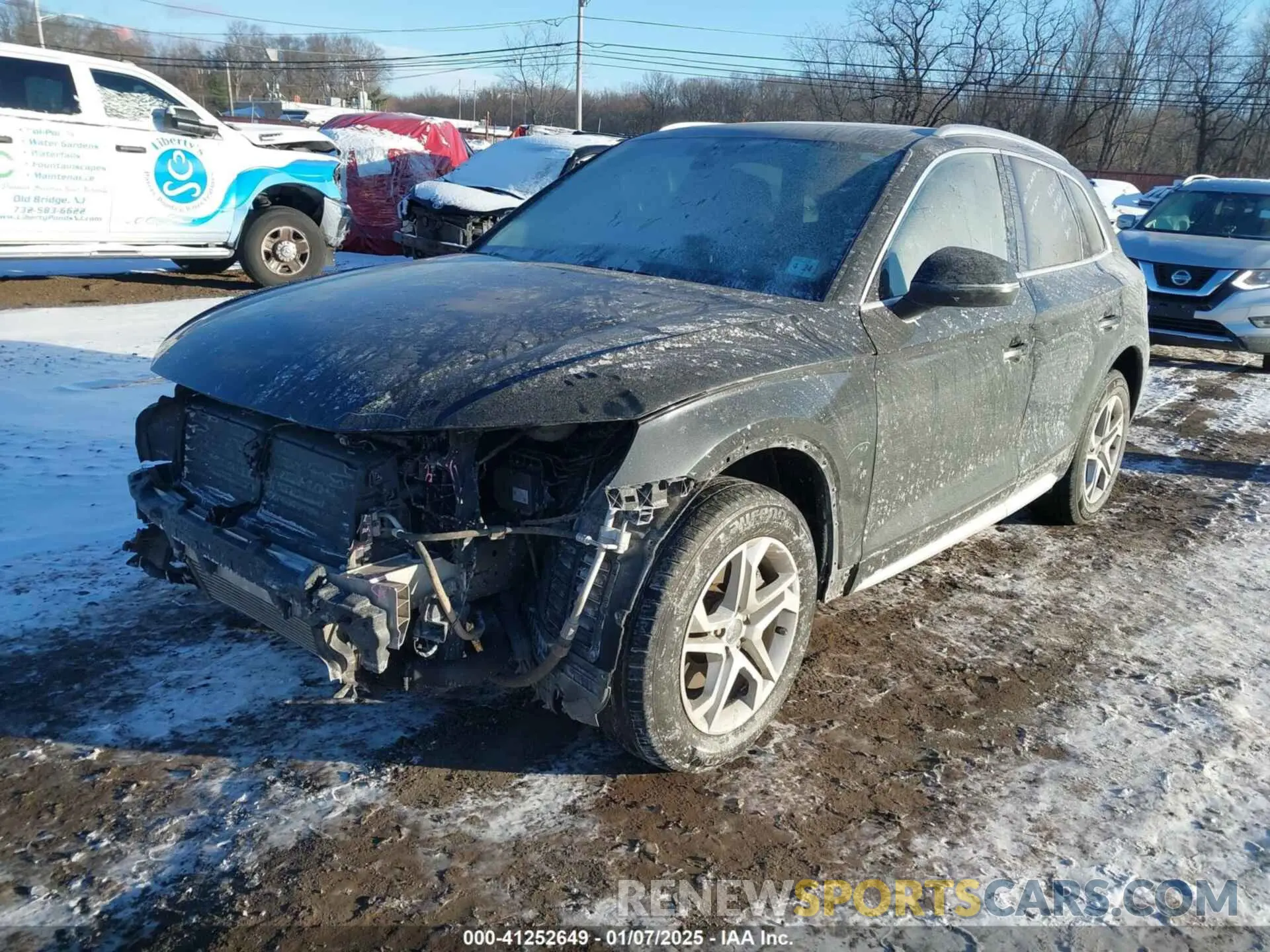 2 Photograph of a damaged car WA1ANAFY9K2069635 AUDI Q5 2019