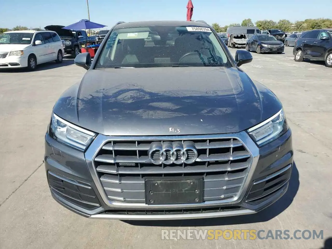 5 Photograph of a damaged car WA1ANAFY9K2077430 AUDI Q5 2019