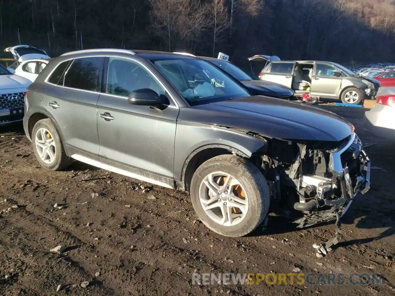 4 Photograph of a damaged car WA1ANAFY9K2080456 AUDI Q5 2019