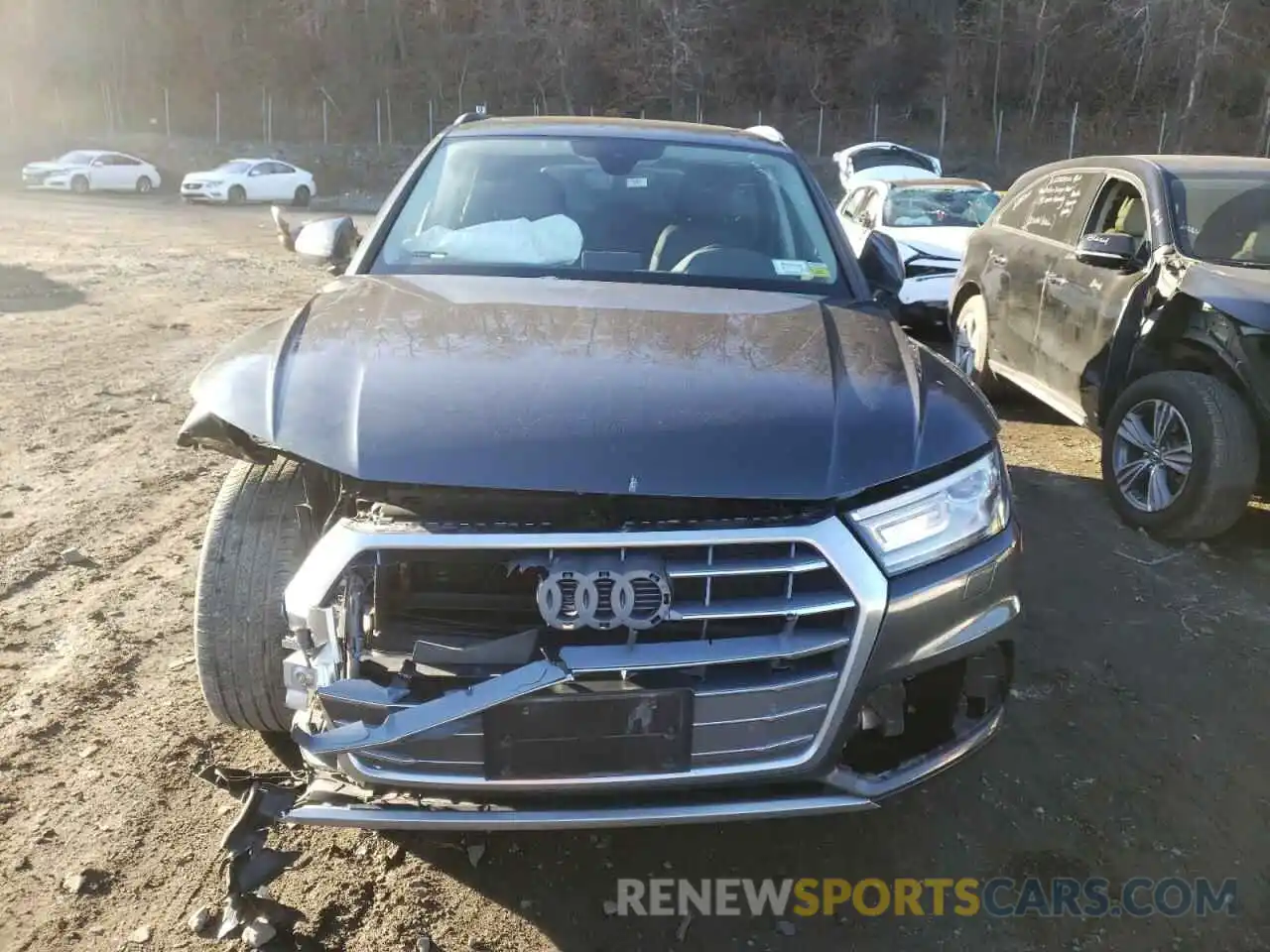 5 Photograph of a damaged car WA1ANAFY9K2080456 AUDI Q5 2019