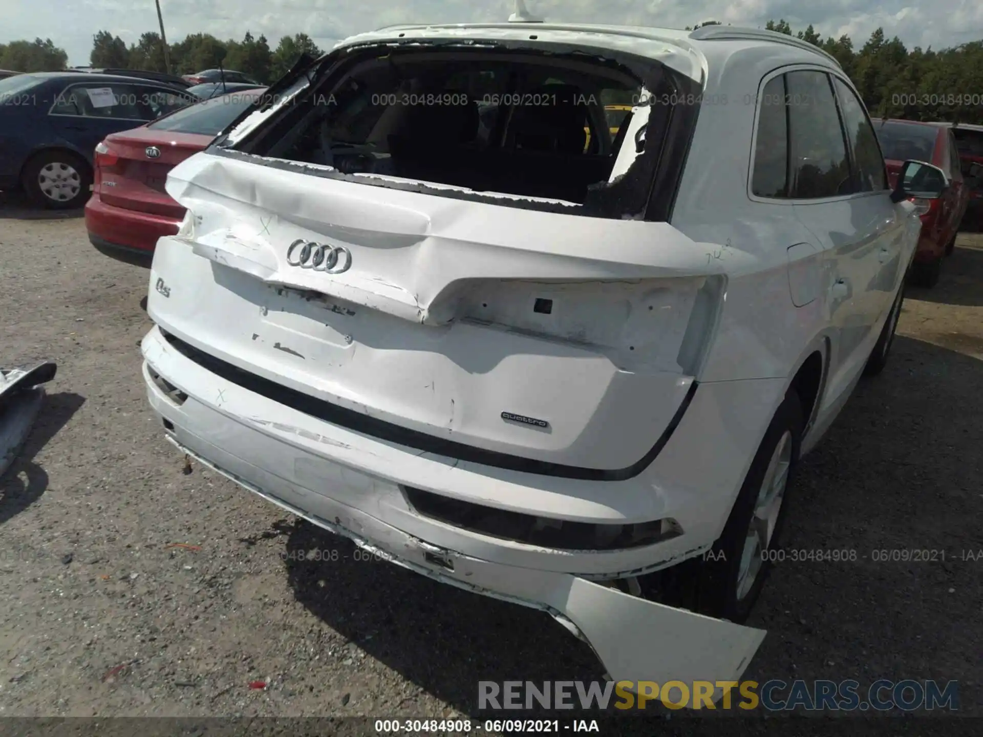 6 Photograph of a damaged car WA1ANAFY9K2094101 AUDI Q5 2019