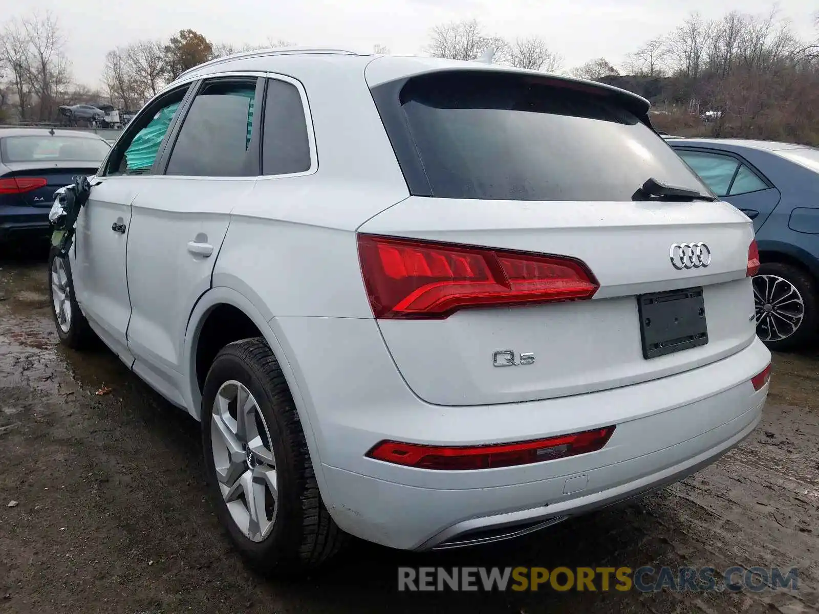 3 Photograph of a damaged car WA1ANAFY9K2133205 AUDI Q5 2019